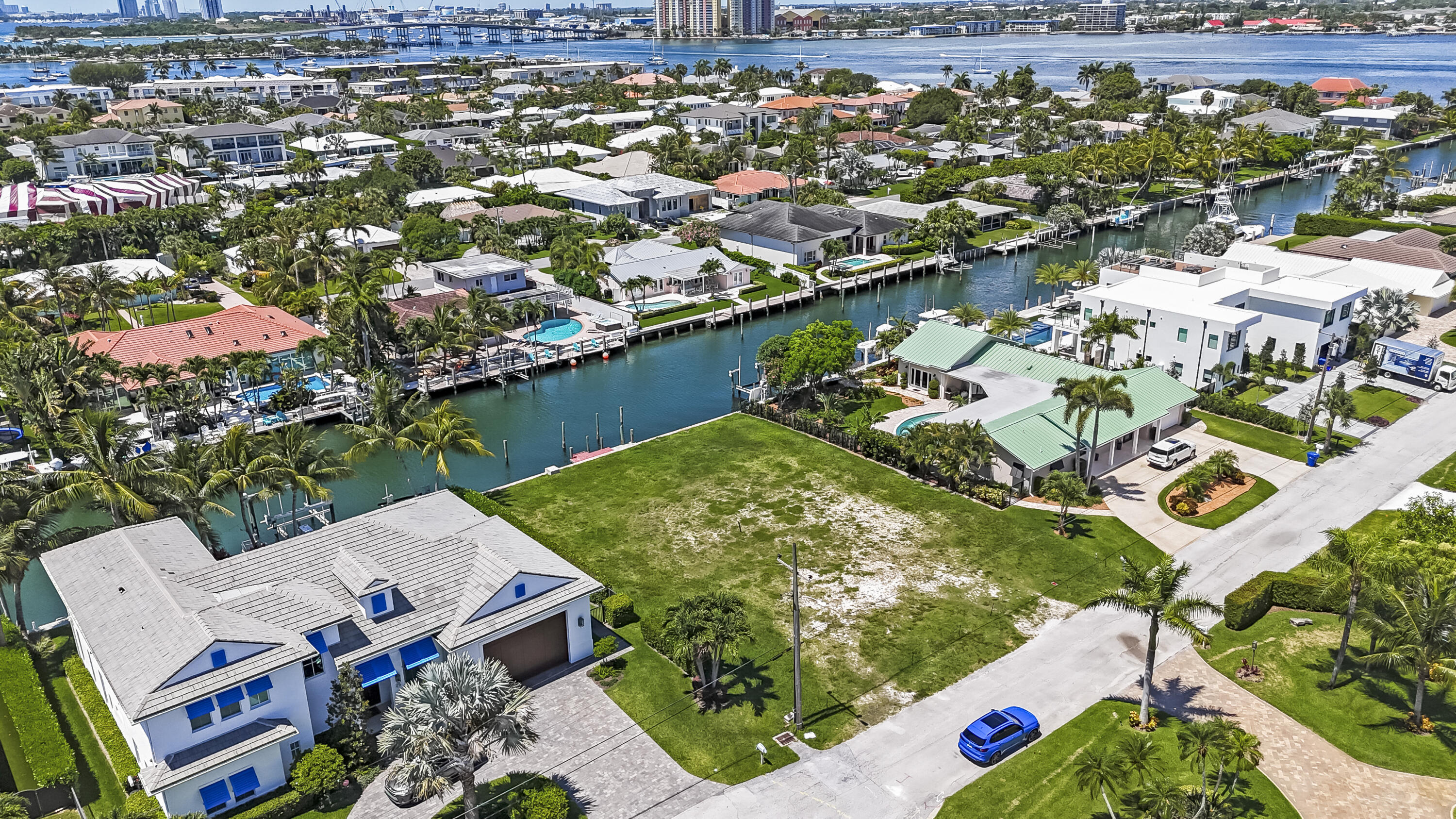 Foto de propiedad en 1121 Coral Way, Singer Island, FL 33404 Singer Island con MLS# 