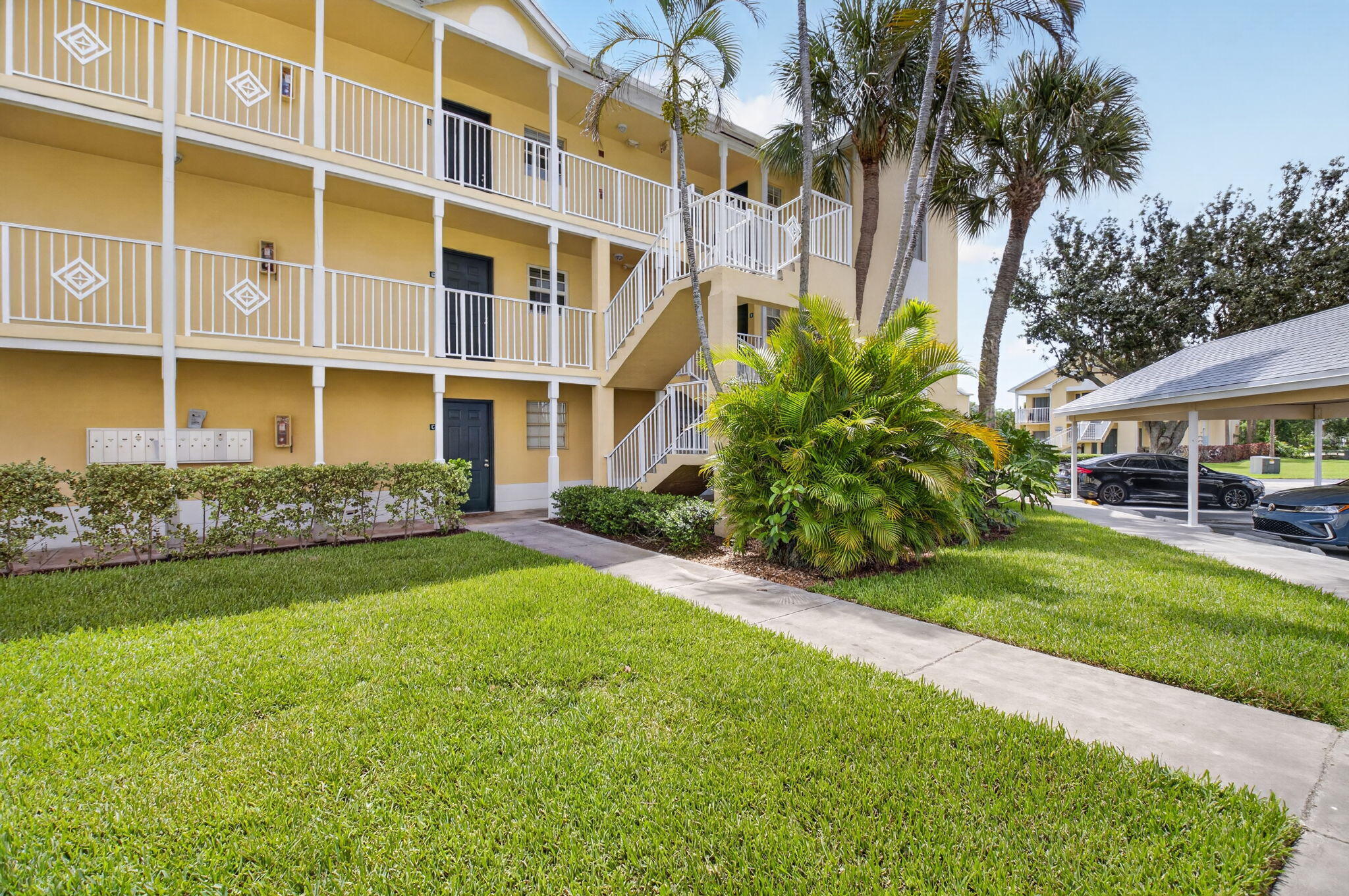 Foto de propiedad en 6339 La Costa Drive D, Boca Raton, FL 33433 Boca Raton con MLS# 