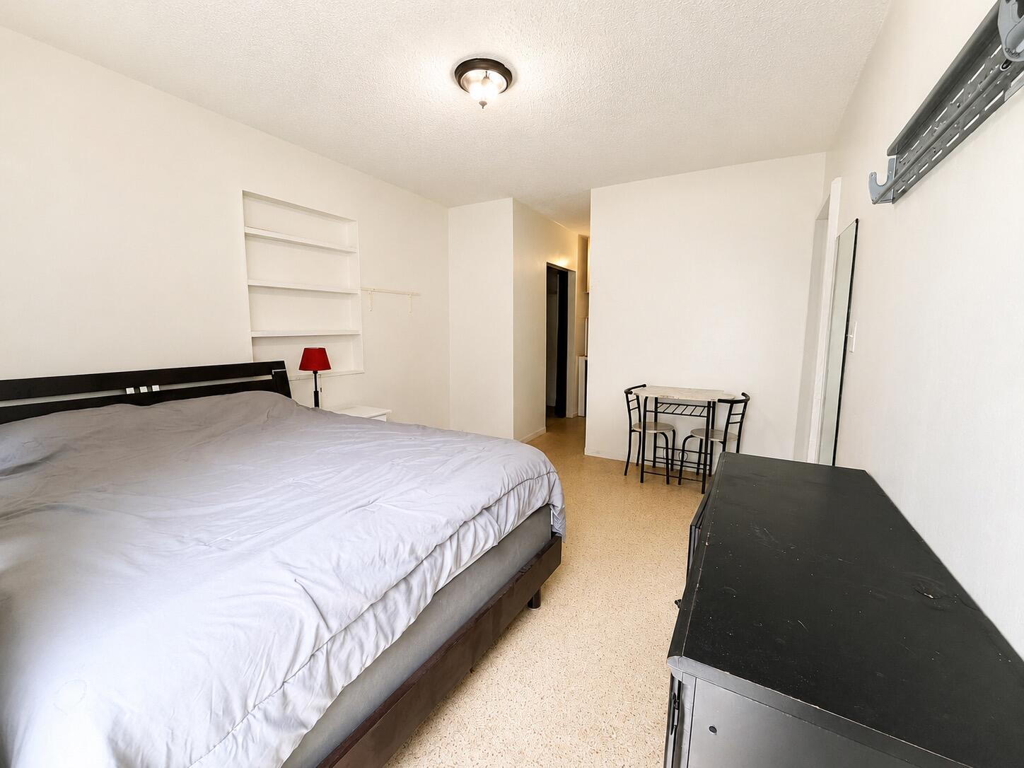 Alquilada 1822 Cleveland Street 1rear, Hollywood, FL 33020, Hollywood, FL 33020