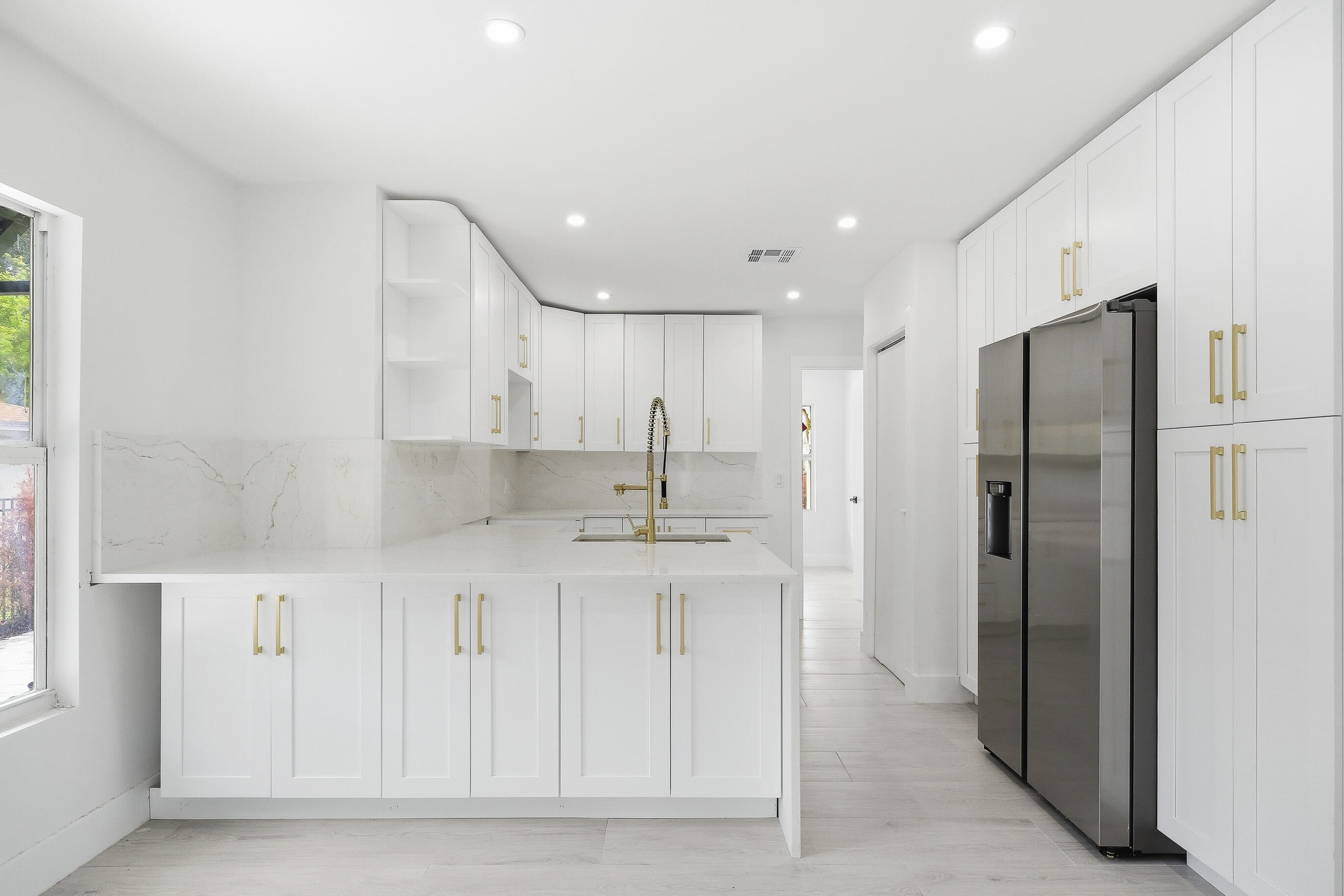 Foto de propiedad en 216 NE 23rd Avenue, Pompano Beach, FL 33062 Pompano Beach con MLS# 