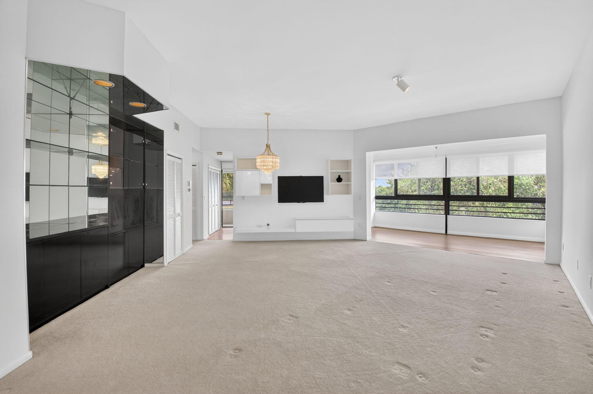Foto de propiedad en 7460 La Paz Boulevard 306, Boca Raton, FL 33433 Boca Raton con MLS# 