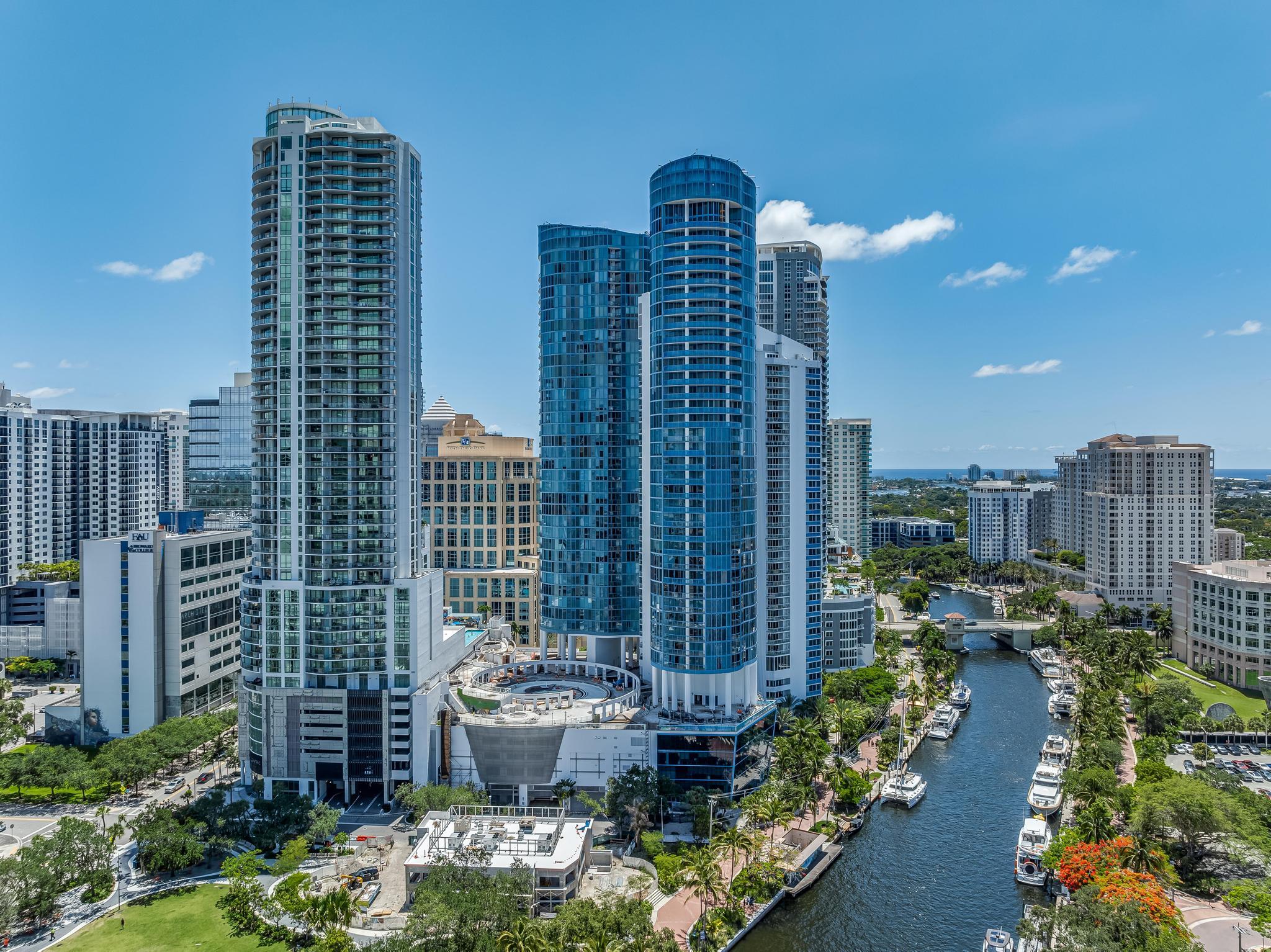 Foto de propiedad en 333 Las Olas Way 4206, Fort Lauderdale, FL 33301 Fort Lauderdale con MLS# 