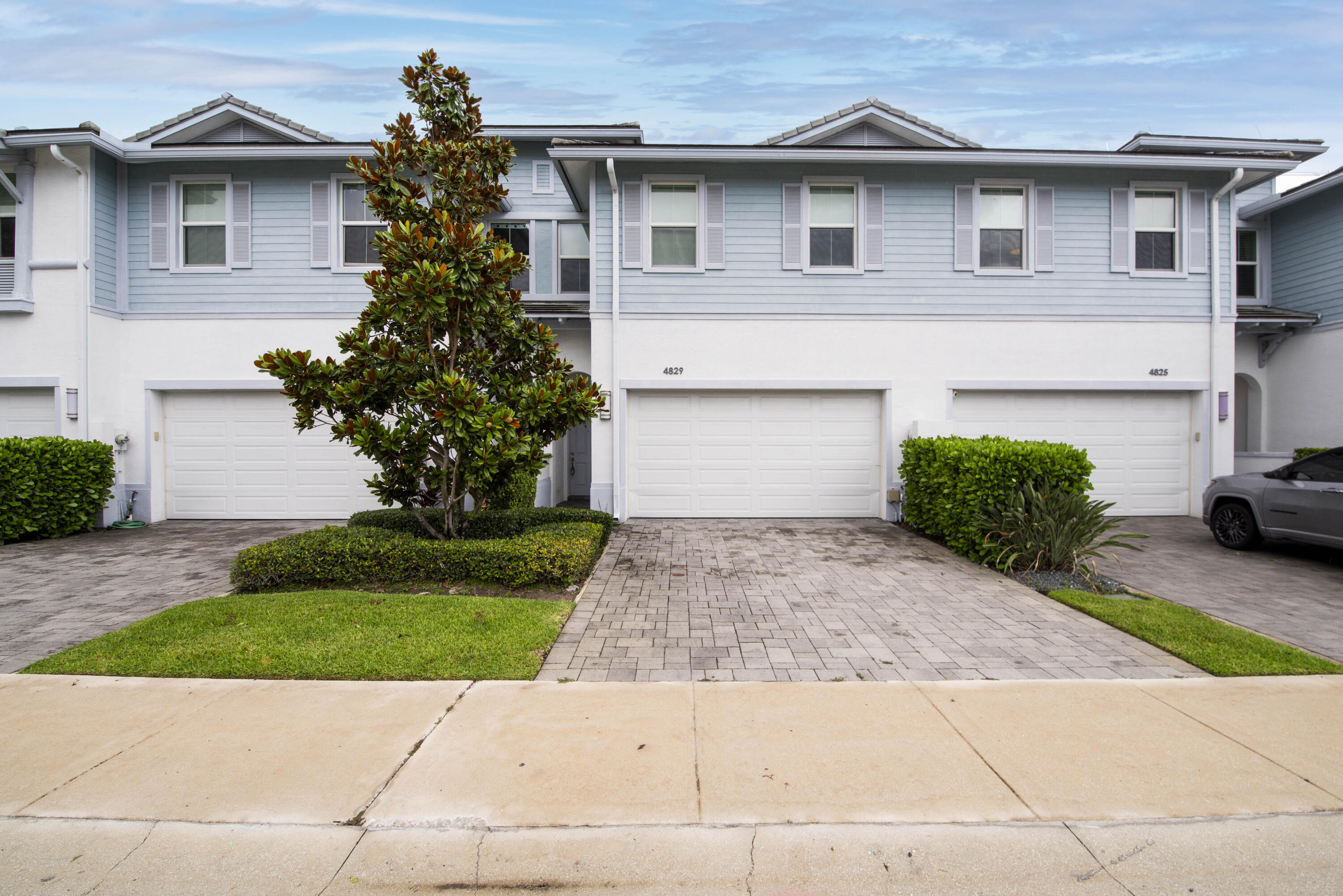 Foto de propiedad en 4829 Pointe Midtown Road, Palm Beach Gardens, FL 33418 Palm Beach Gardens con MLS# 
