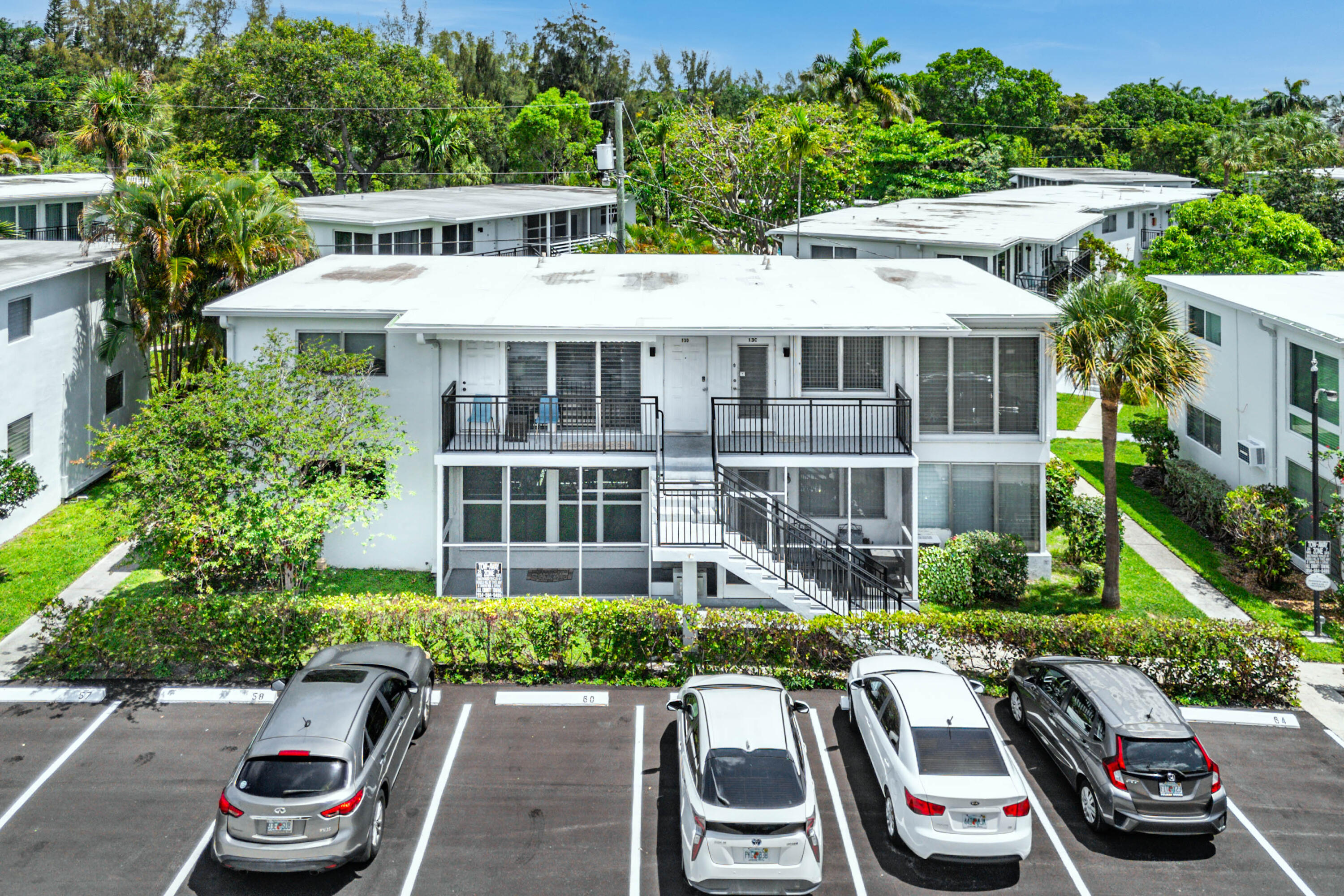 Foto de propiedad en 1045 SE 15th Street 13d, Fort Lauderdale, FL 33316 Fort Lauderdale con MLS# 