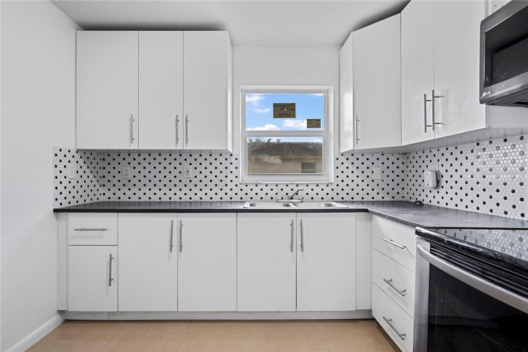 Foto de propiedad en 3100 Coral Springs Drive 2a, Coral Springs, FL 33065 Coral Springs con MLS# 