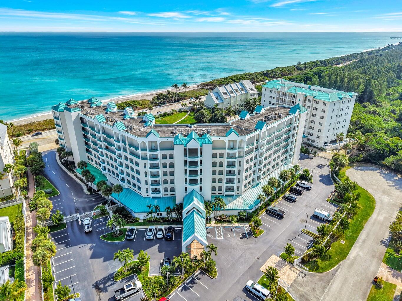 Foto de propiedad en 2000 S Highway A1a 406, Jupiter, FL 33477 Jupiter con MLS# 