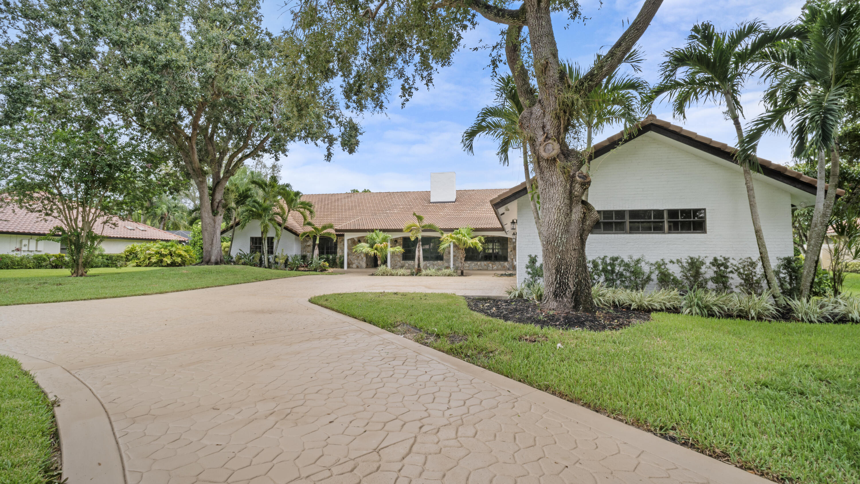 Foto de propiedad en 7510 E Cypresshead Drive, Parkland, FL 33067 Parkland con MLS# 