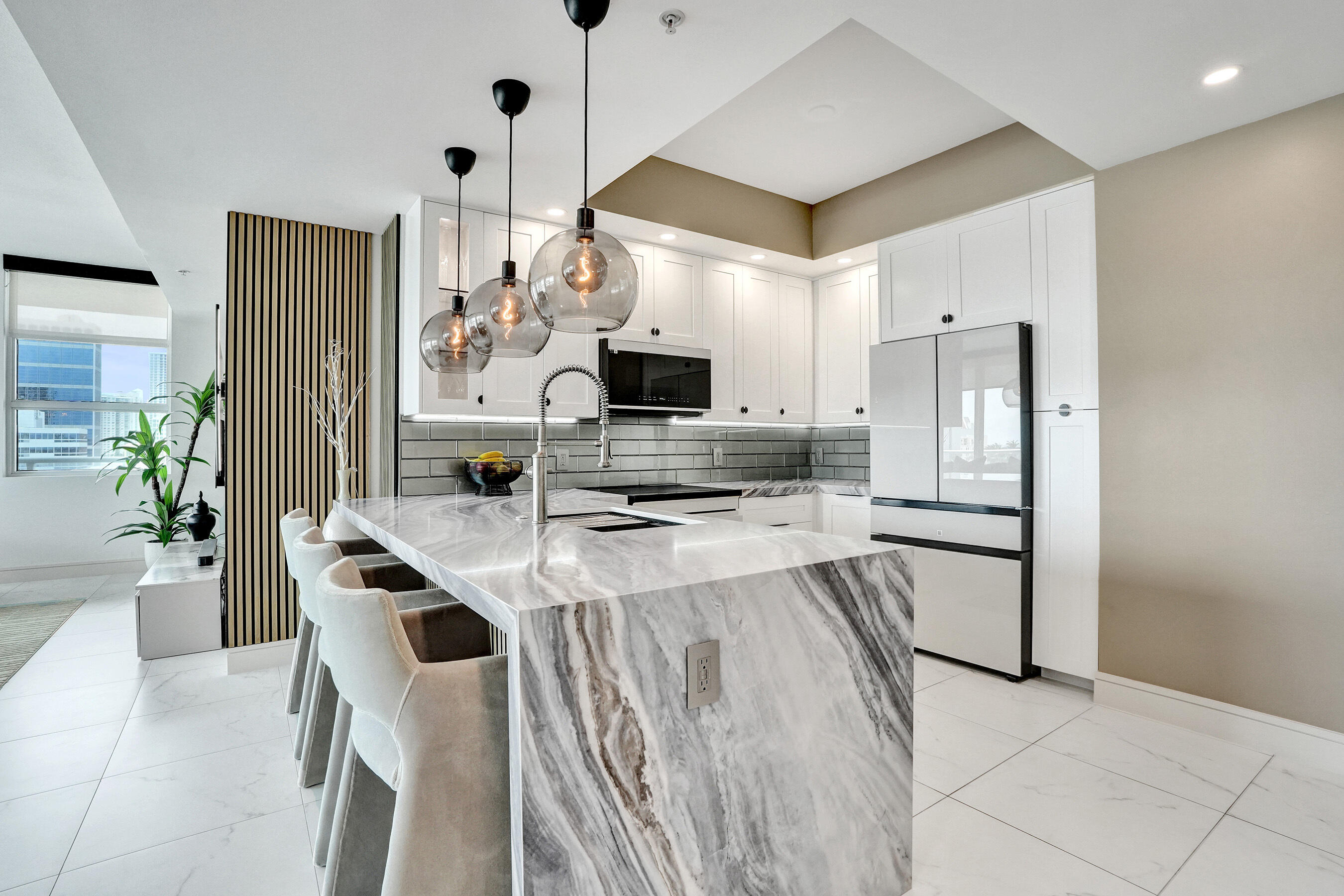 Foto de propiedad en 315 NE 3rd Avenue 1206, Fort Lauderdale, FL 33301 Fort Lauderdale con MLS# 