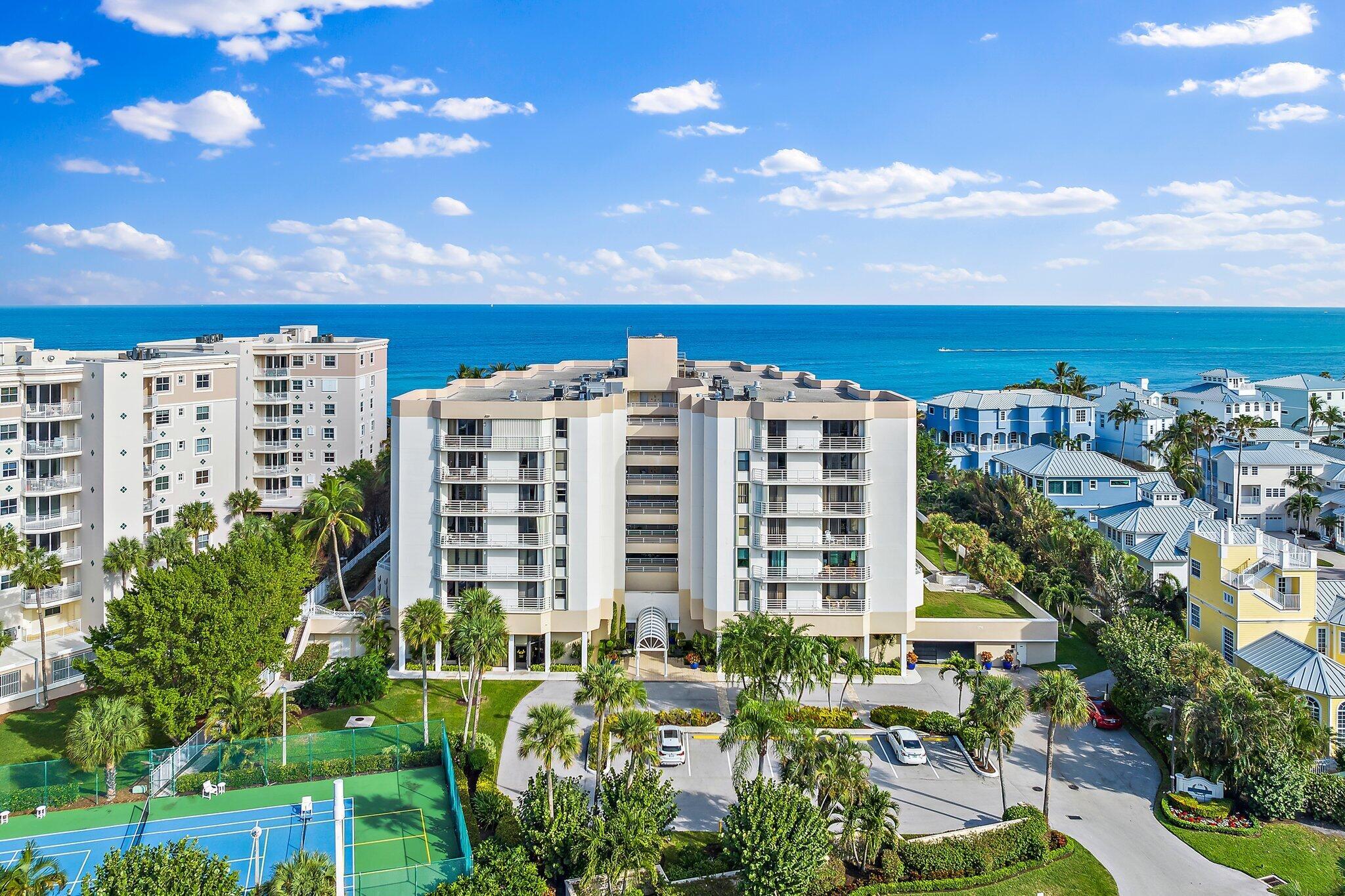 Foto de propiedad en 176 Helios Drive 205, Jupiter, FL 33477 Jupiter con MLS# 