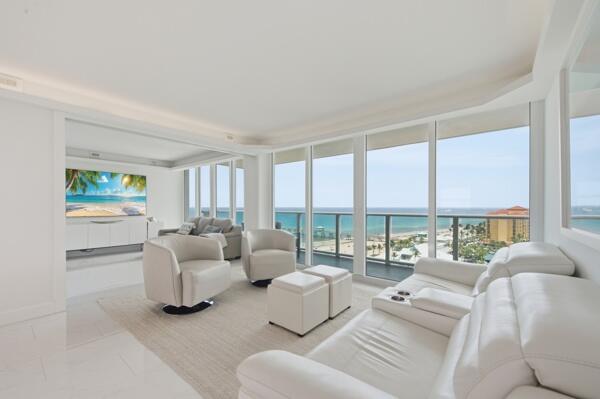 Foto de propiedad en 333 NE 21st Avenue 1422, Deerfield Beach, FL 33441 Deerfield Beach con MLS# 