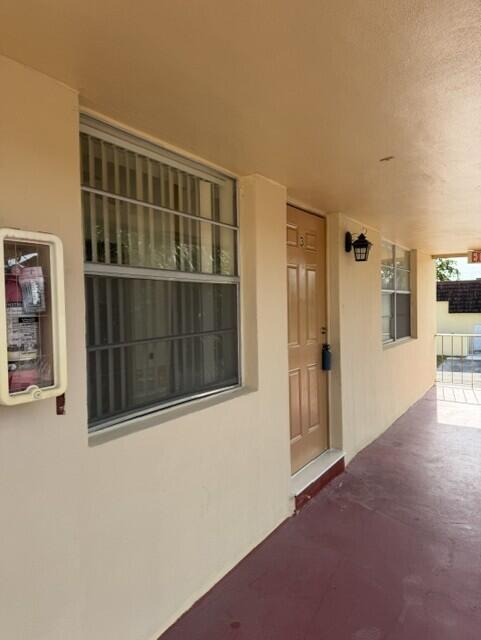 Foto de propiedad en 3651 SW 60th Terrace 3, Davie, FL 33314 Davie con MLS# 