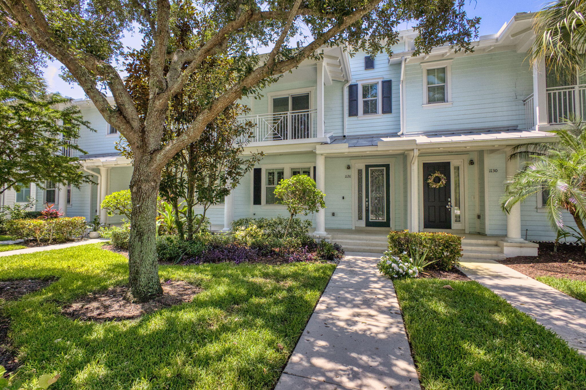 Foto de propiedad en 1126 Dakota Drive, Jupiter, FL 33458 Jupiter con MLS# 