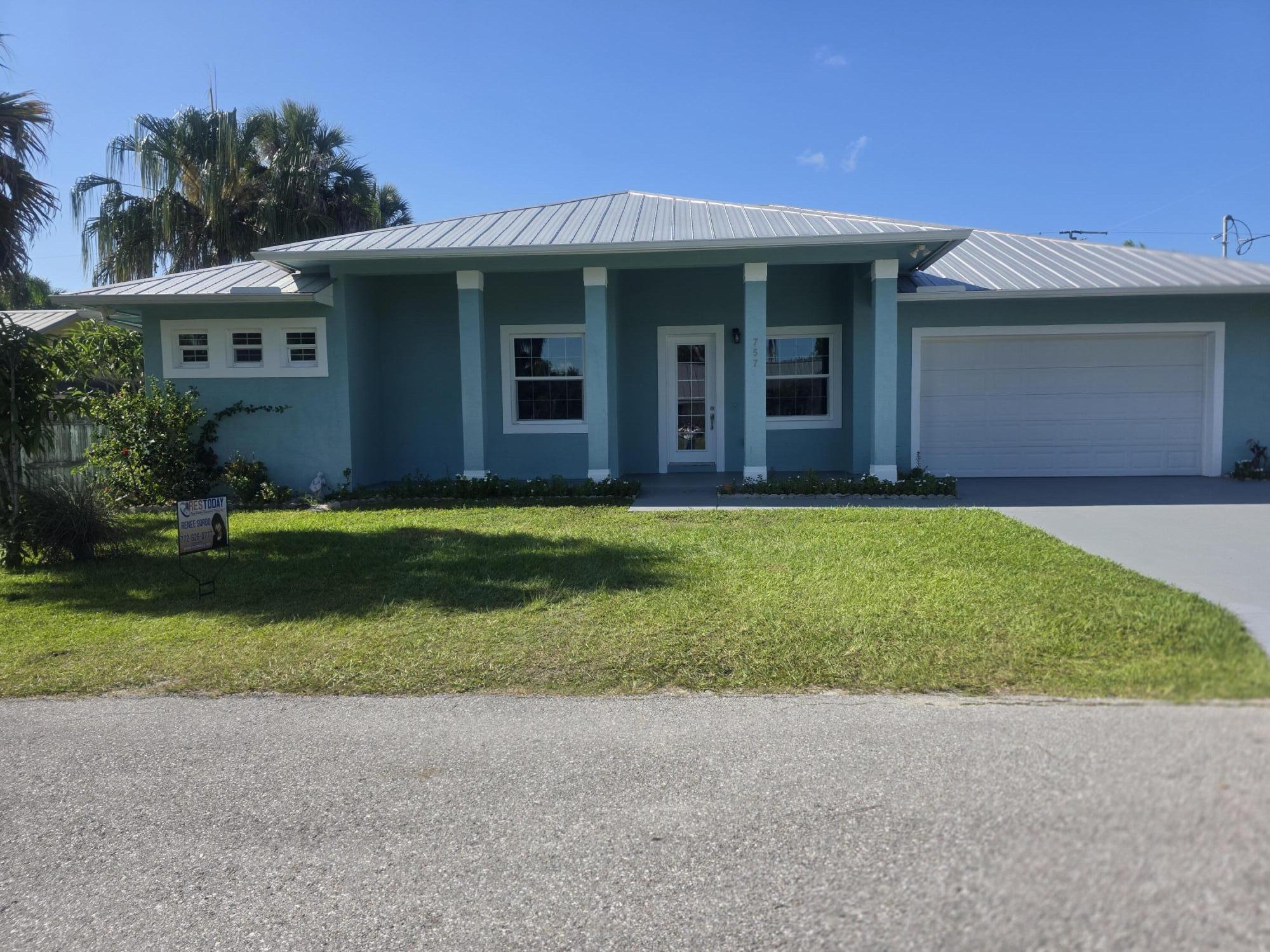 Foto de propiedad en 757 SW 36th Terrace, Palm City, FL 34990 Palm City con MLS# 