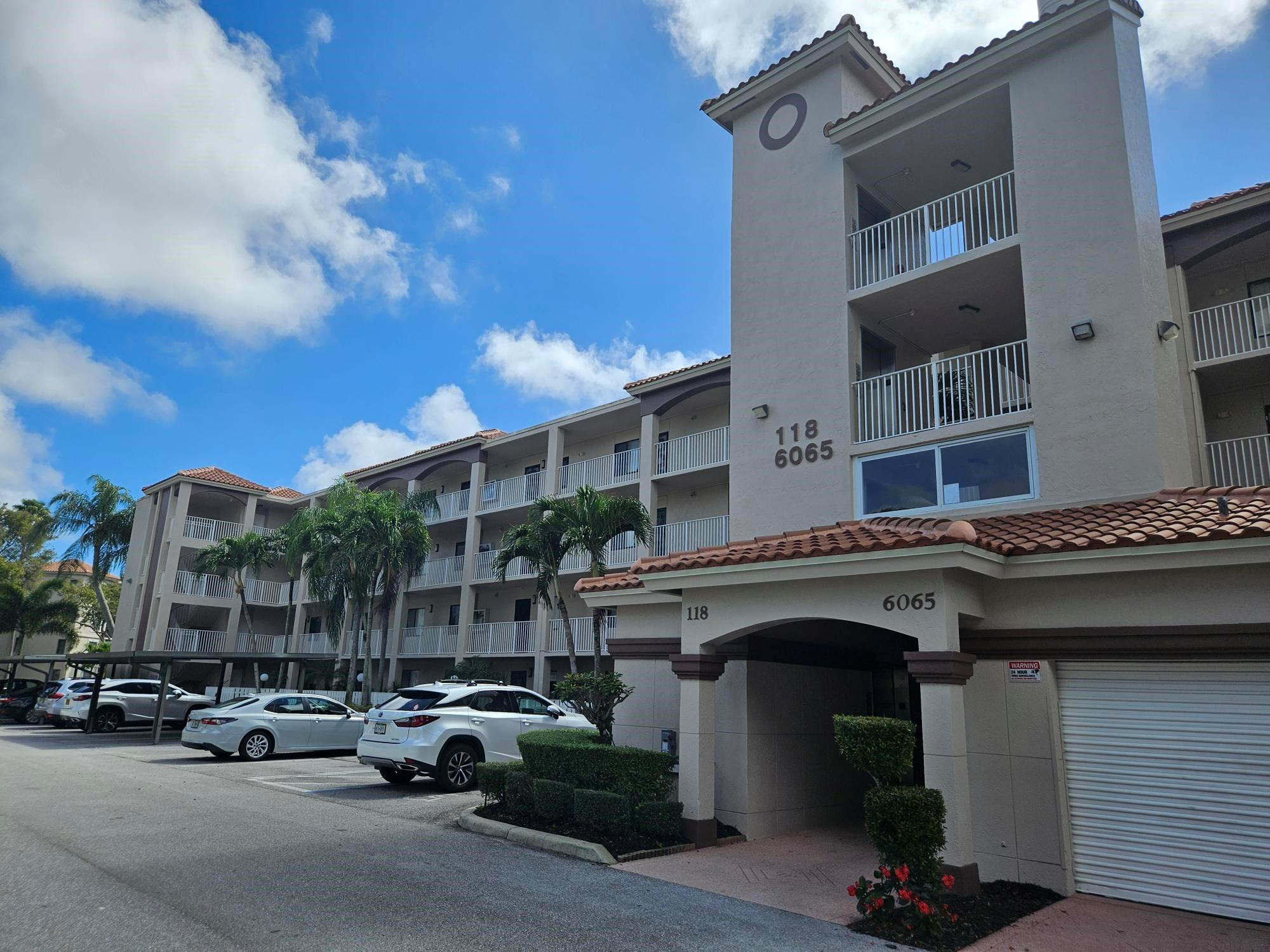 Foto de propiedad en 6065 Pointe Regal Circle 105, Delray Beach, FL 33484 Delray Beach con MLS# 