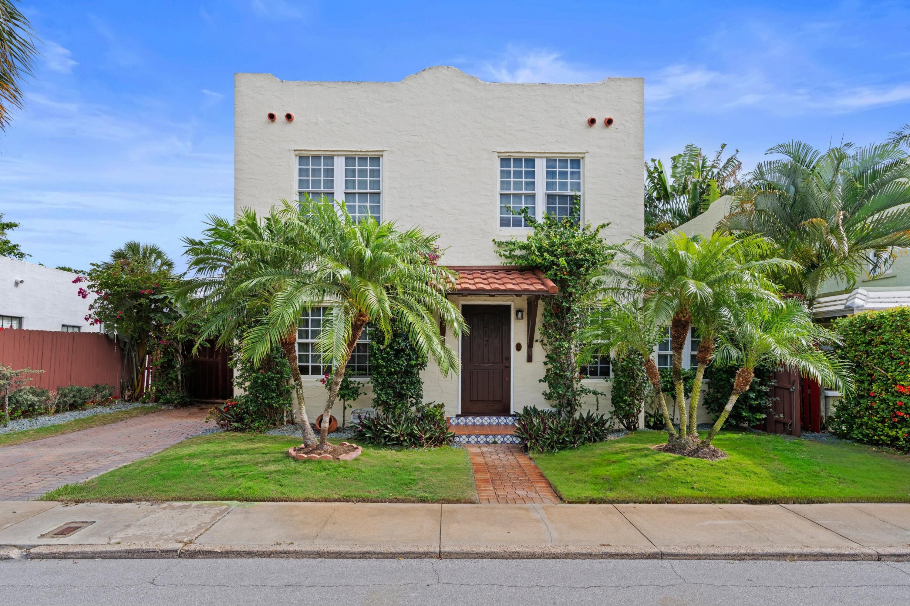 Foto de propiedad en 217 Lytton Court, West Palm Beach, FL 33405 West Palm Beach con MLS# 