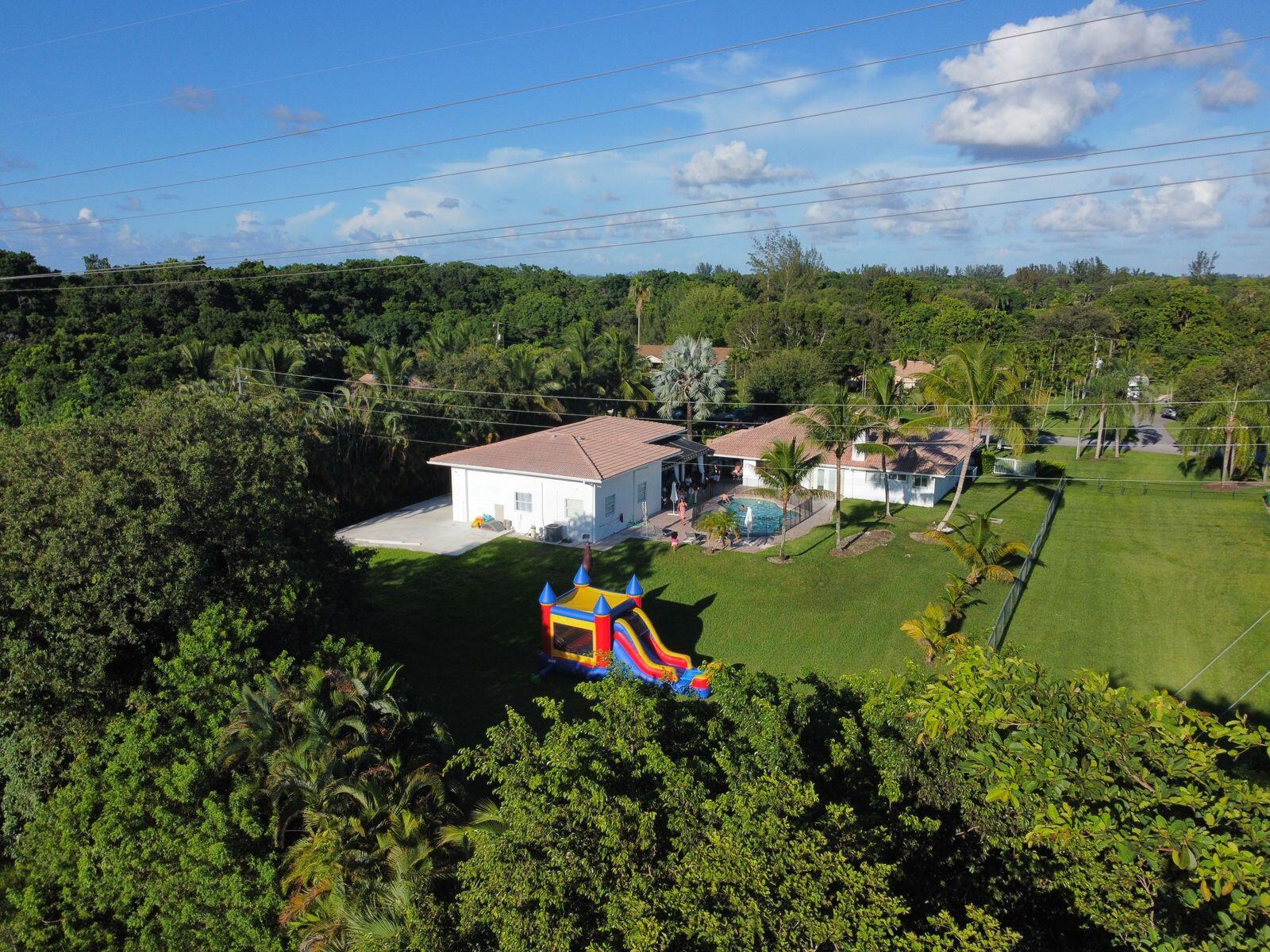 Foto de propiedad en 2681 SW 156th Avenue, Davie, FL 33331 Davie con MLS# 