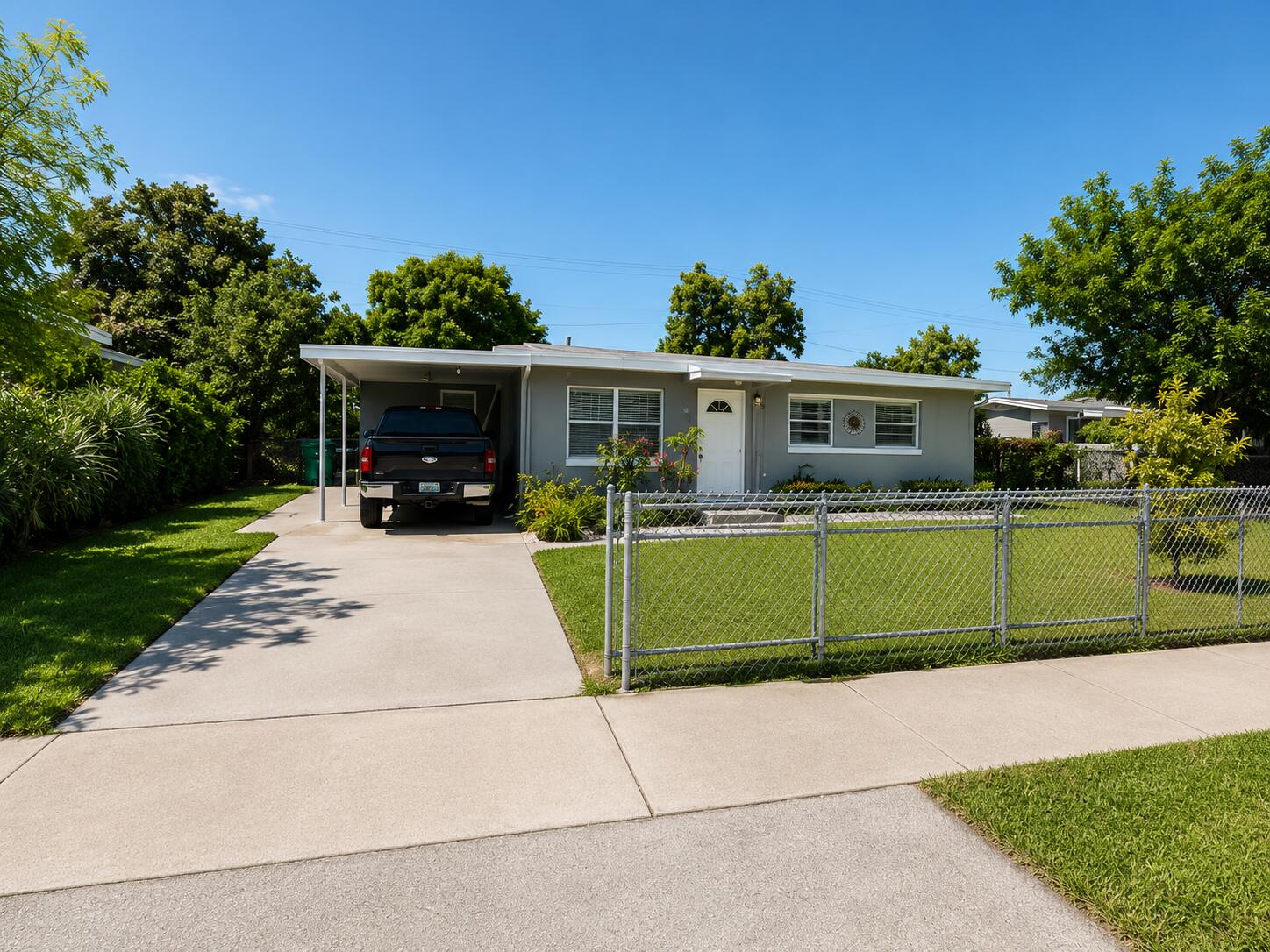 Foto de propiedad en 5341 NW 180th Terrace, Miami Gardens, FL 33055 Miami Gardens con MLS# 