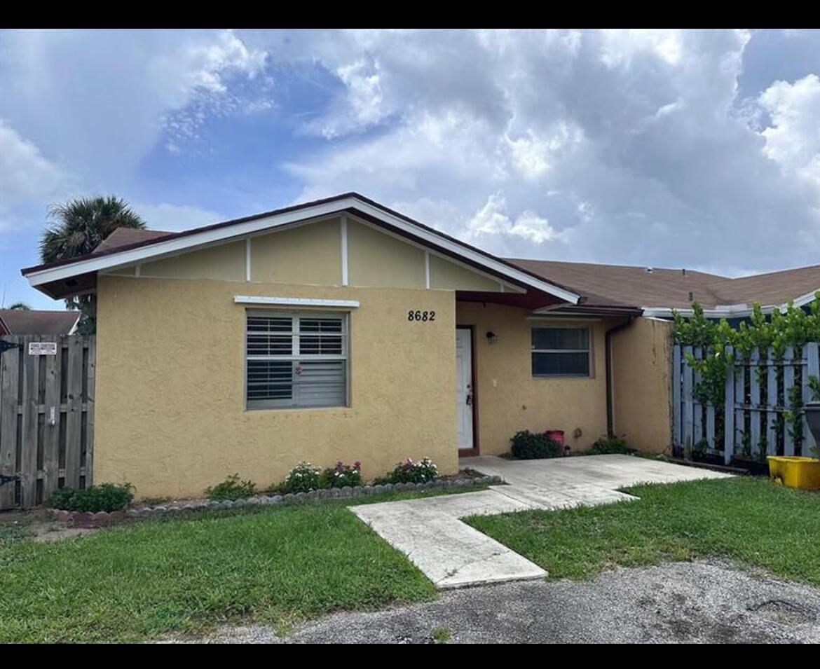En Renta 8682 Satalite Terrace, West Palm Beach, FL 33403, West Palm Beach, FL 33403