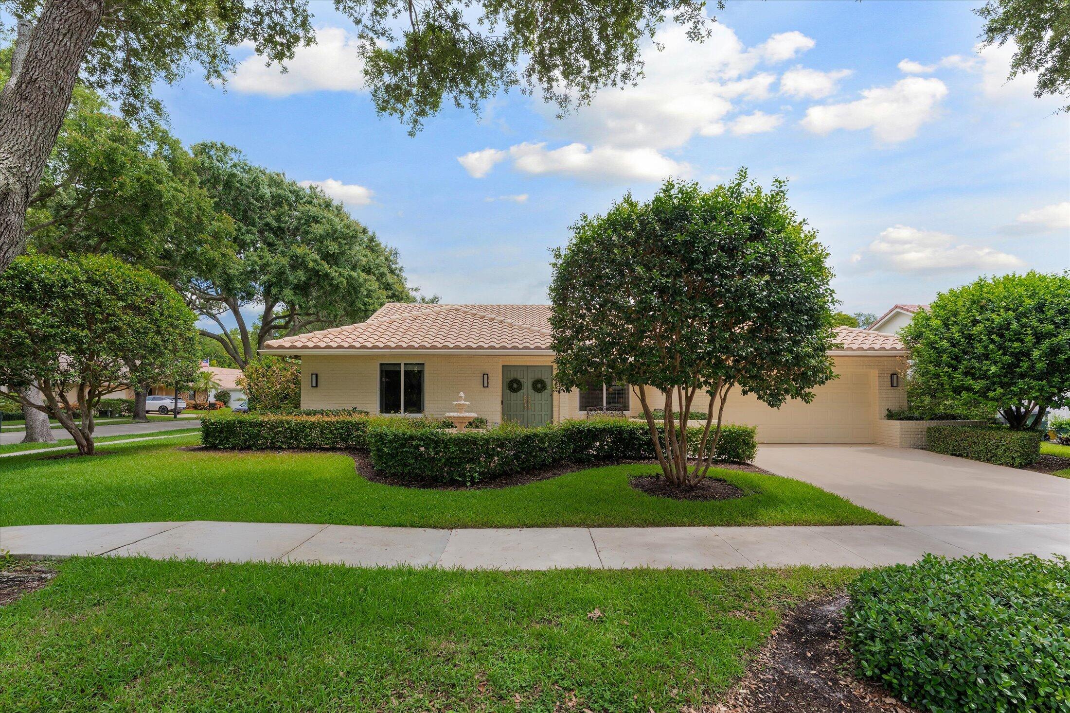 Foto de propiedad en 2699 NW 38th Street, Boca Raton, FL 33434 Boca Raton con MLS# 
