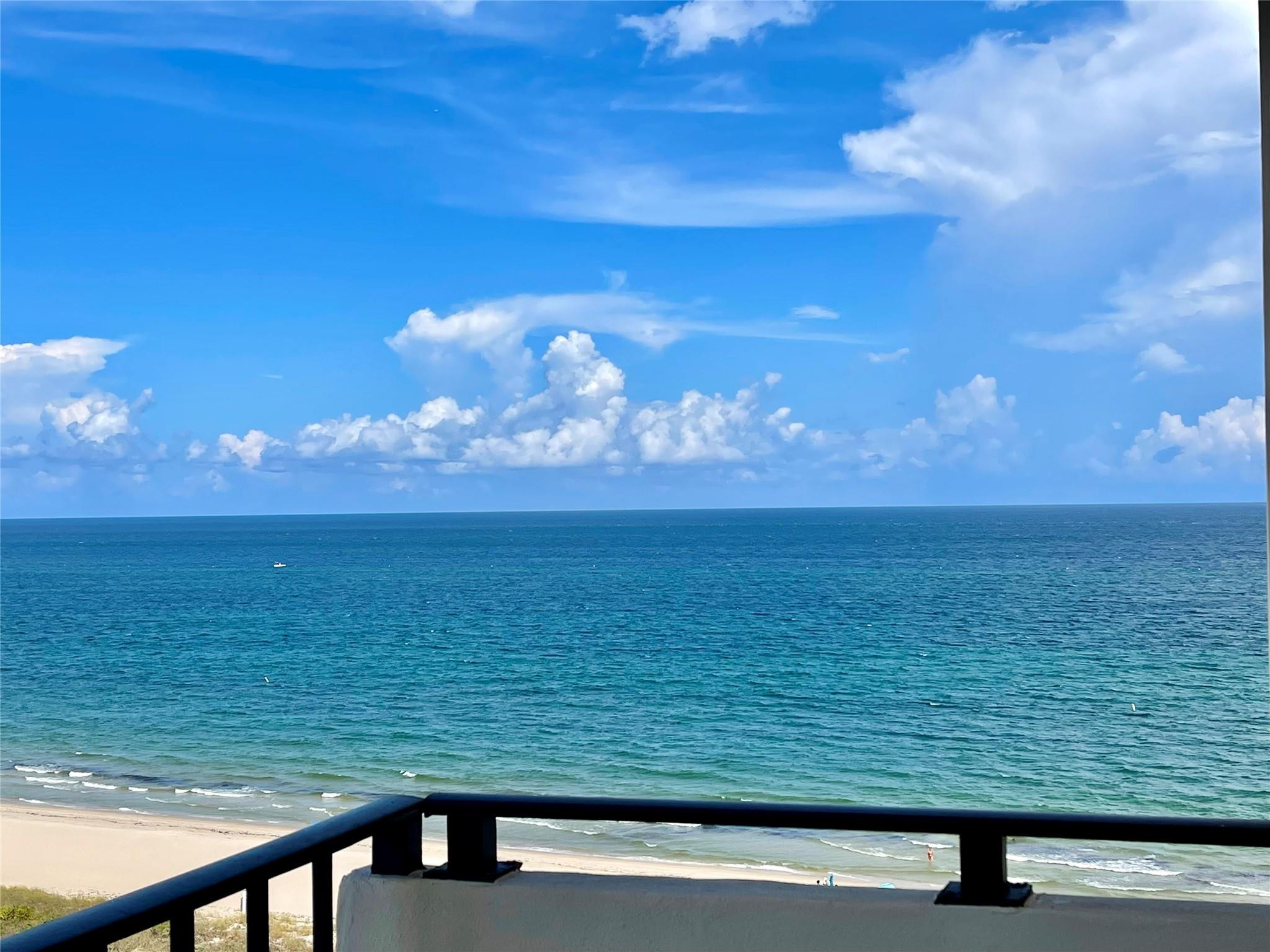 Foto de propiedad en 1900 S Ocean Boulevard 10g, Lauderdale-By-The-Sea, FL 33062 Lauderdale-By-The-Sea con MLS# 