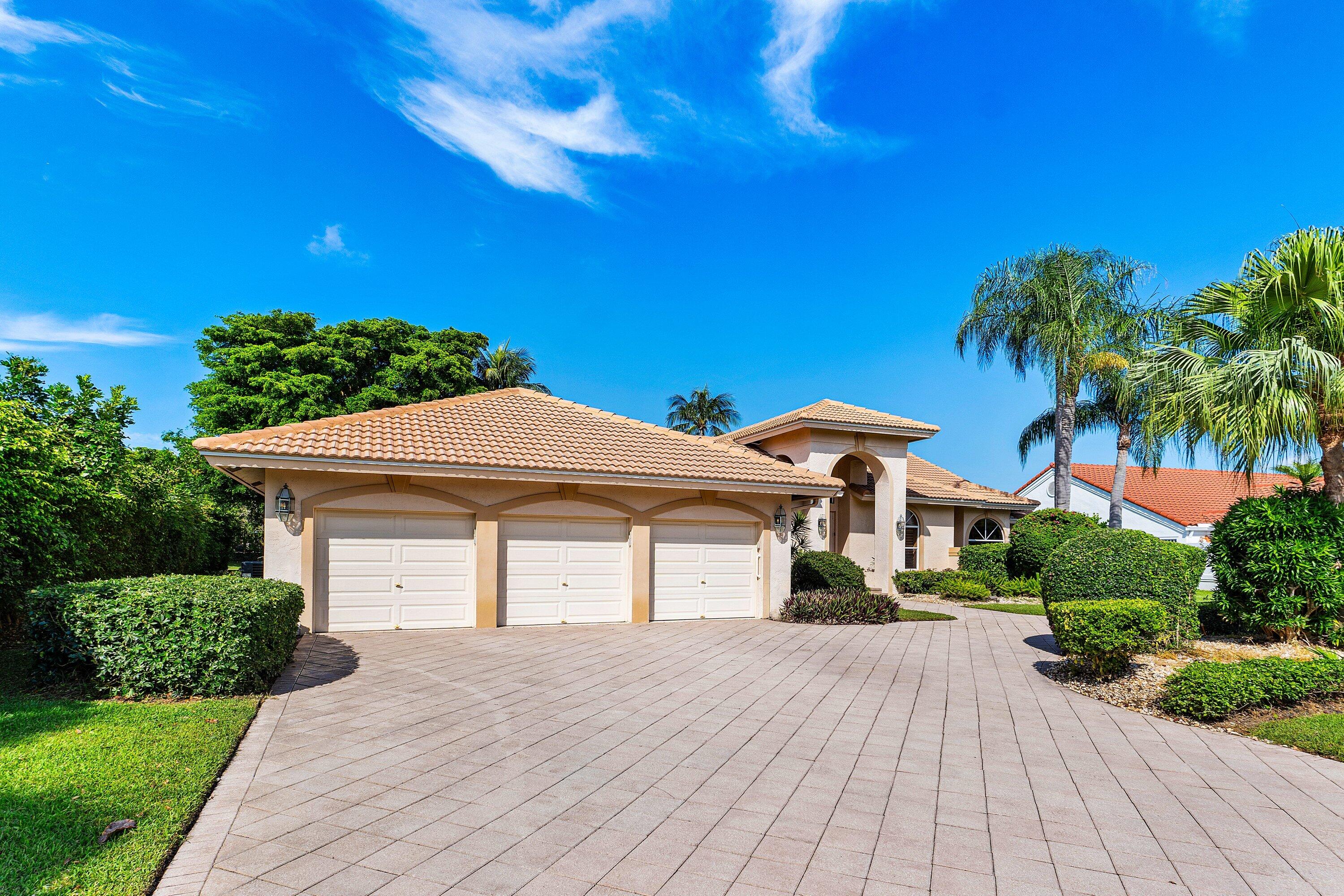 Foto de propiedad en 17571 Bocaire Way, Boca Raton, FL 33487 Boca Raton con MLS# 