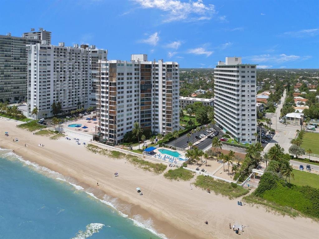 Foto de propiedad en 4050 N Ocean Drive 1006, Lauderdale-By-The-Sea, FL 33308 Lauderdale-By-The-Sea con MLS# 