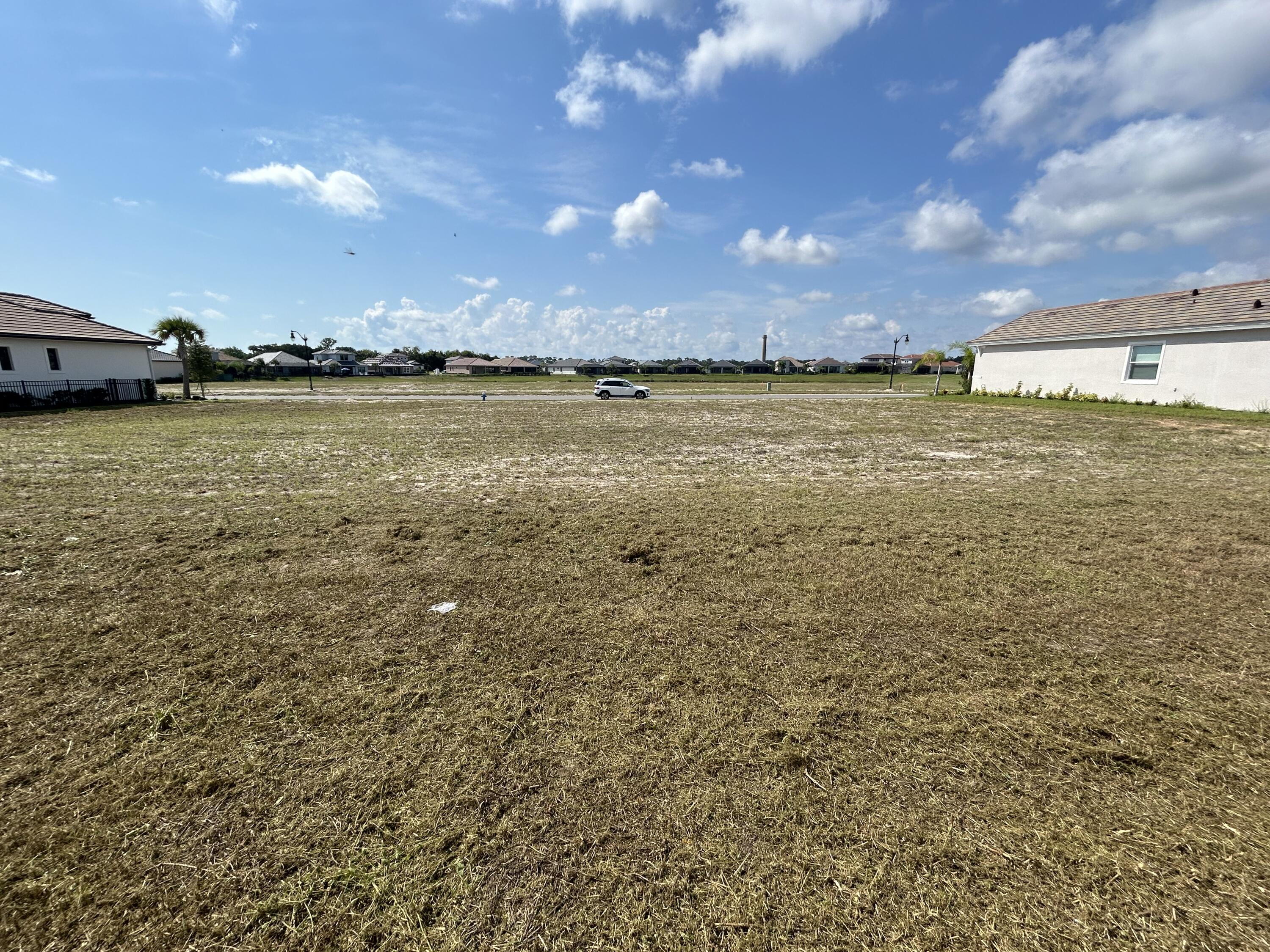 Foto de propiedad en 24 Del Palma Drive, Palm Coast, FL 32137 Palm Coast con MLS# 