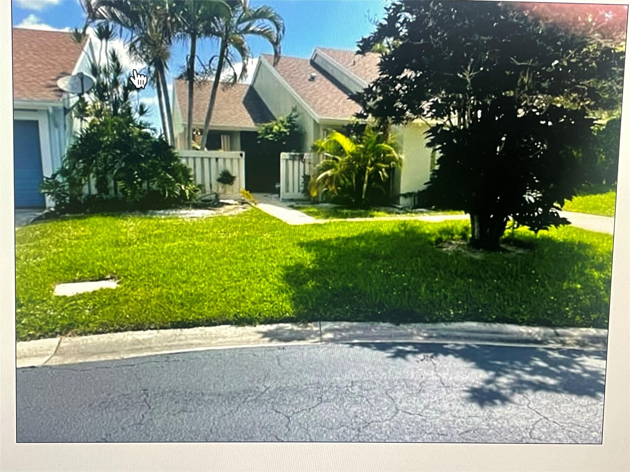 Foto de propiedad en 5675 Northpointe Lane, Boynton Beach, FL 33437 Boynton Beach con MLS# 