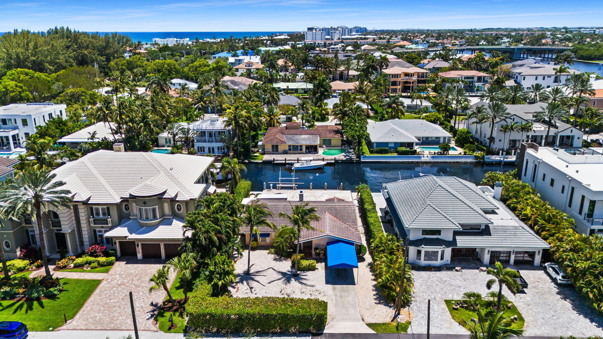 Foto de propiedad en 1018 Brooks Lane, Delray Beach, FL 33483 Delray Beach con MLS# 