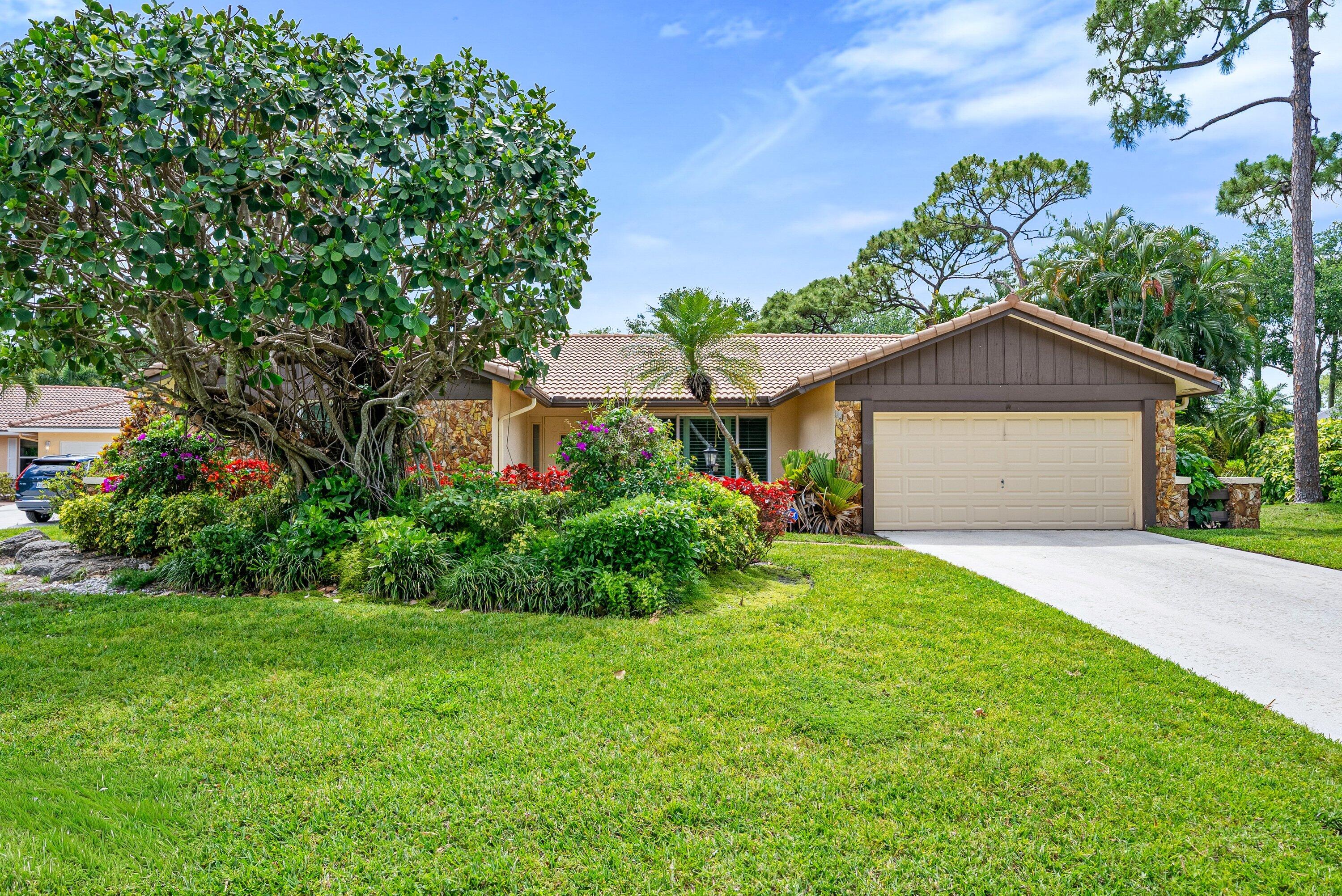 Foto de propiedad en 2493 Timbercreek Circle NW, Boca Raton, FL 33431 Boca Raton con MLS# 
