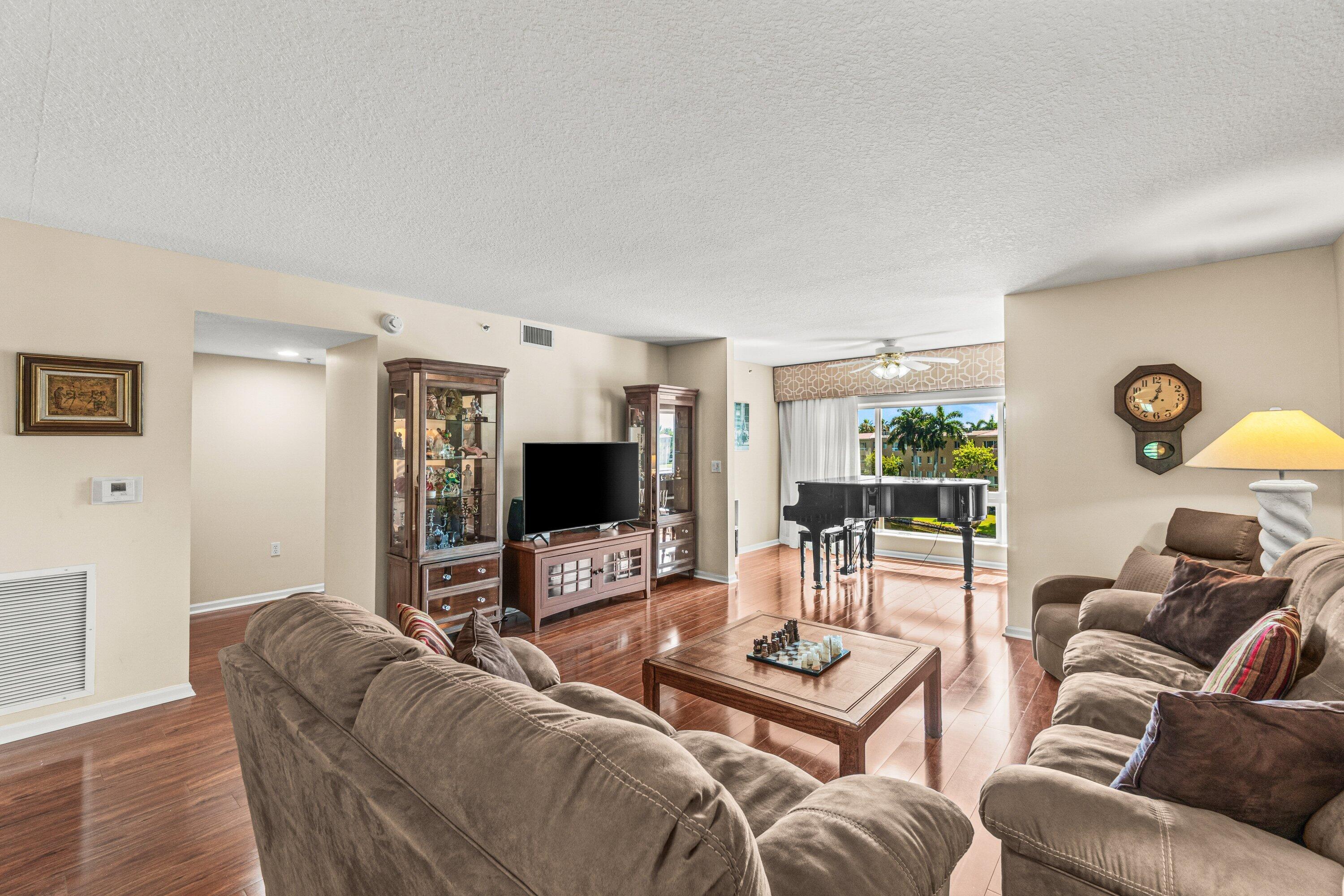 Foto de propiedad en 12560 Majesty Circle 401, Boynton Beach, FL 33437 Boynton Beach con MLS# 