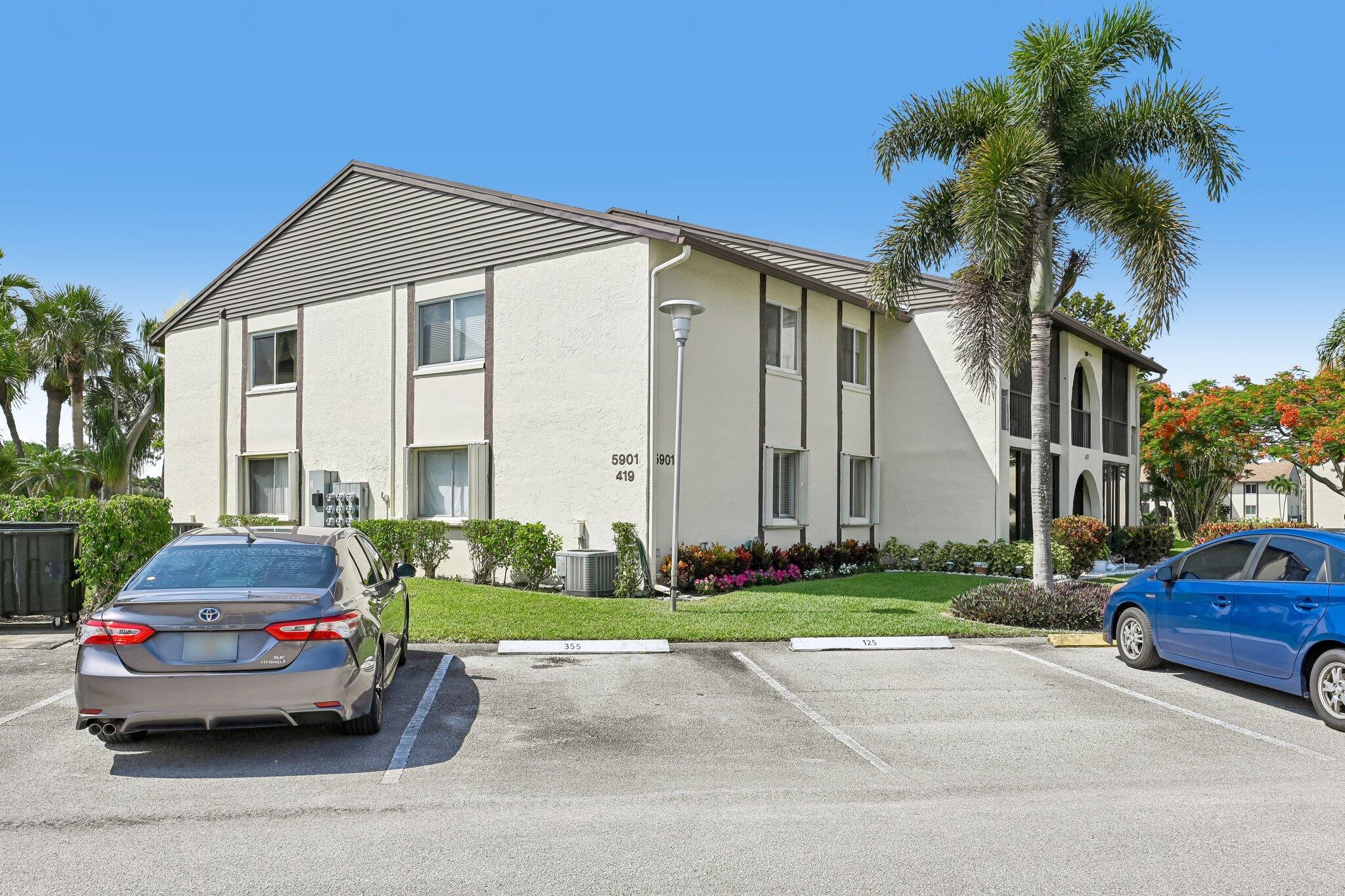 Foto de propiedad en 5901 Whispering Pine Way C-2, Greenacres, FL 33463 Greenacres con MLS# 