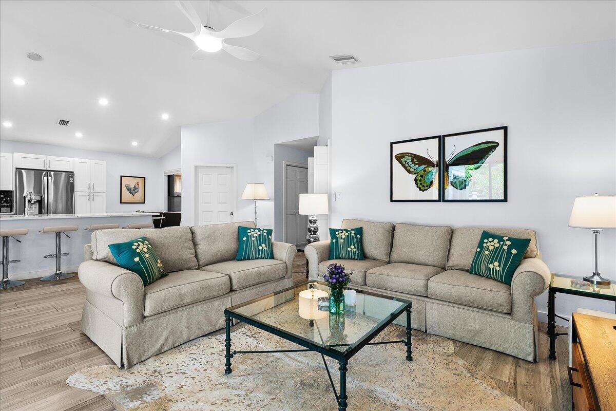 Foto de propiedad en 13371 Bedford Mews Court, Wellington, FL 33414 Wellington con MLS# 