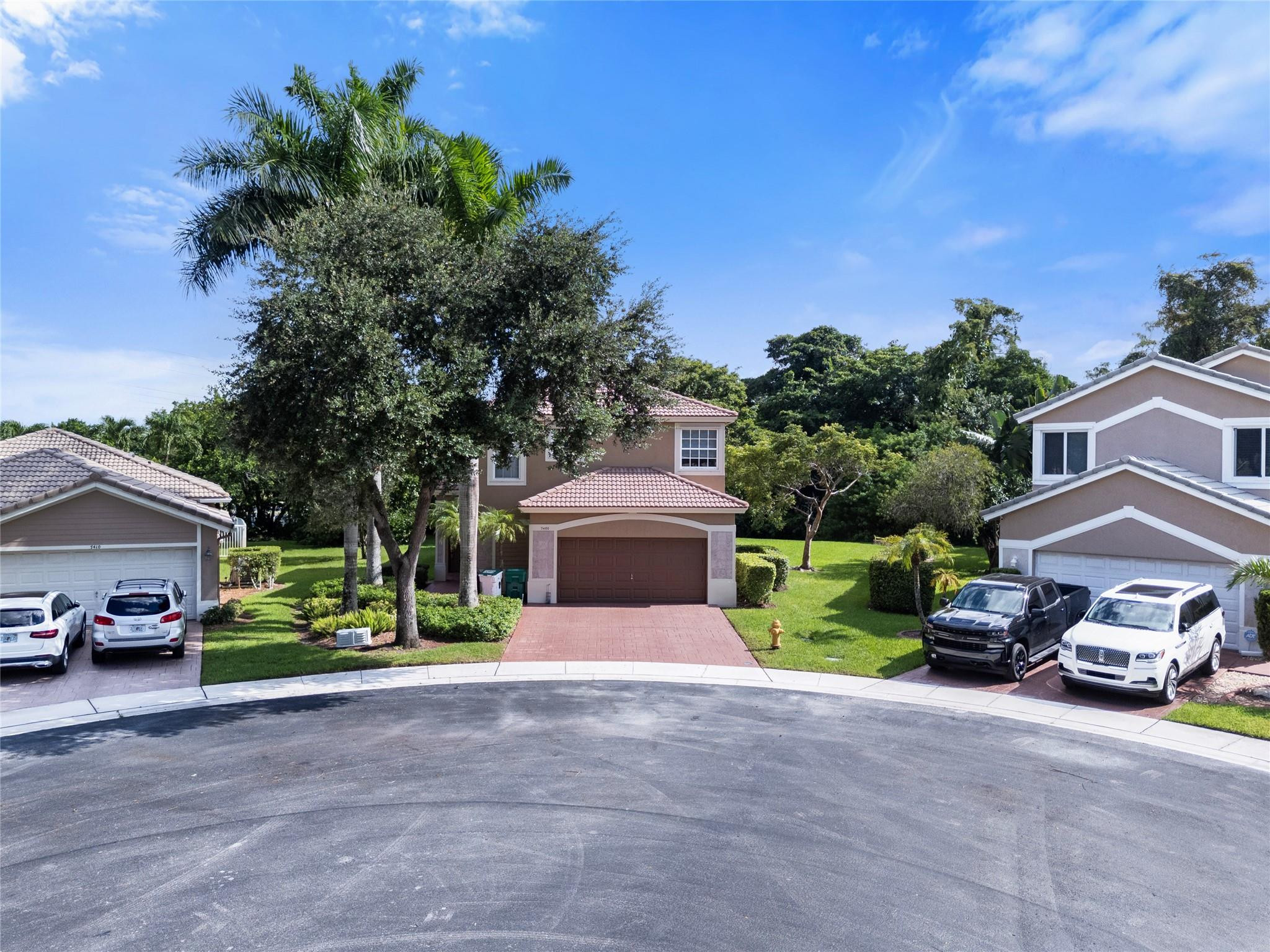 Foto de propiedad en 7400 NW 70th Avenue, Parkland, FL 33067 Parkland con MLS# 
