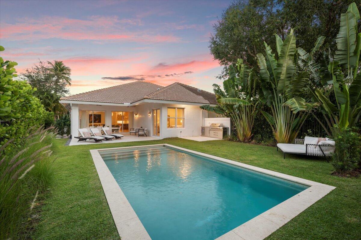 Foto de propiedad en 2951 Twin Oaks Way, Wellington, FL 33414 Wellington con MLS# 