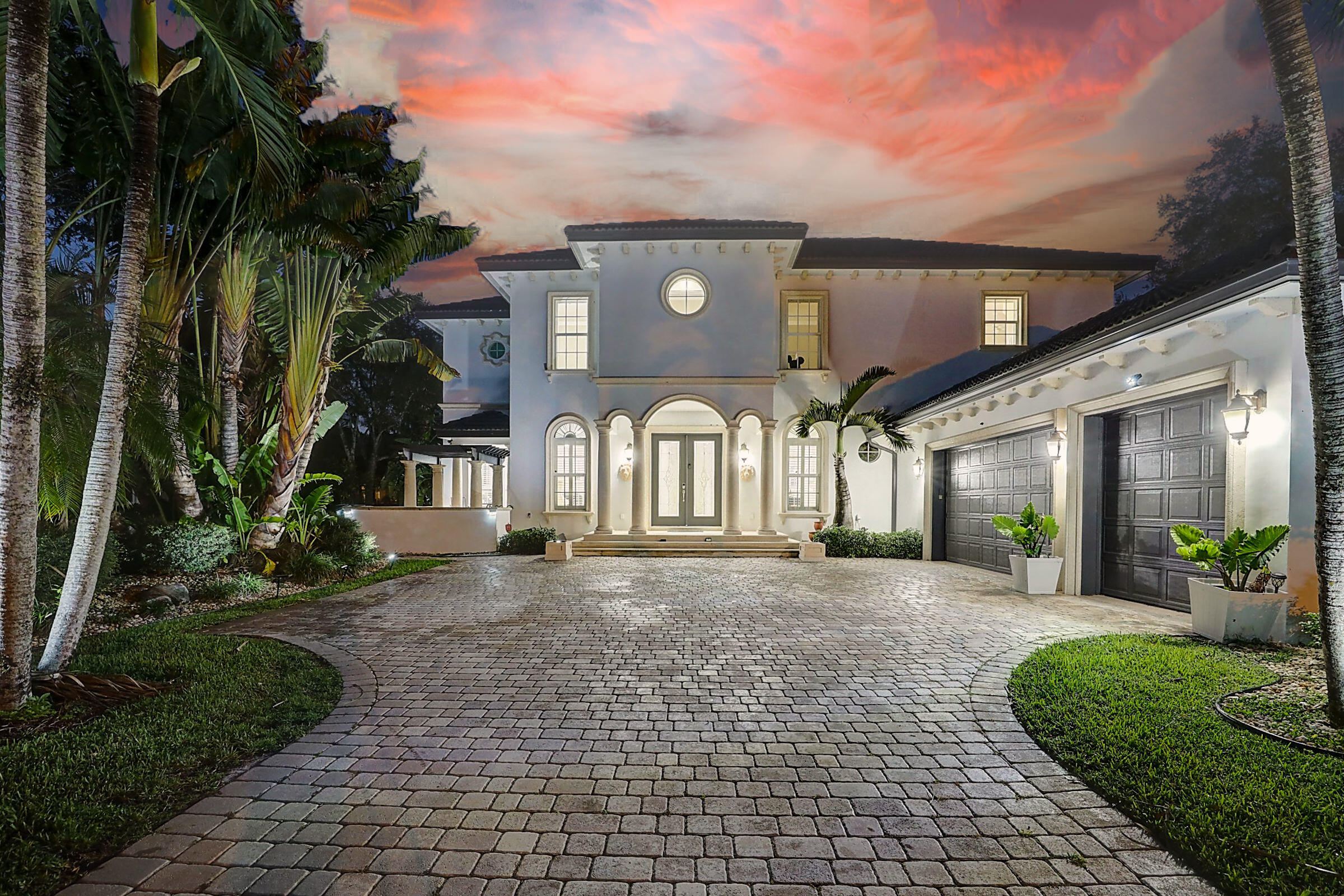 Foto de propiedad en 2304 Winding Creek Lane, Fort Pierce, FL 34981 Fort Pierce con MLS# 