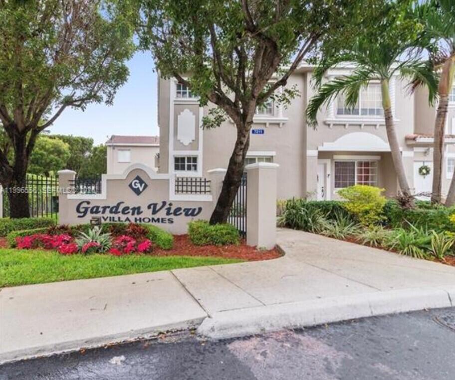 Foto de propiedad en 7211 NW 174th Terrace 203, Hialeah, FL 33015 Hialeah con MLS# 