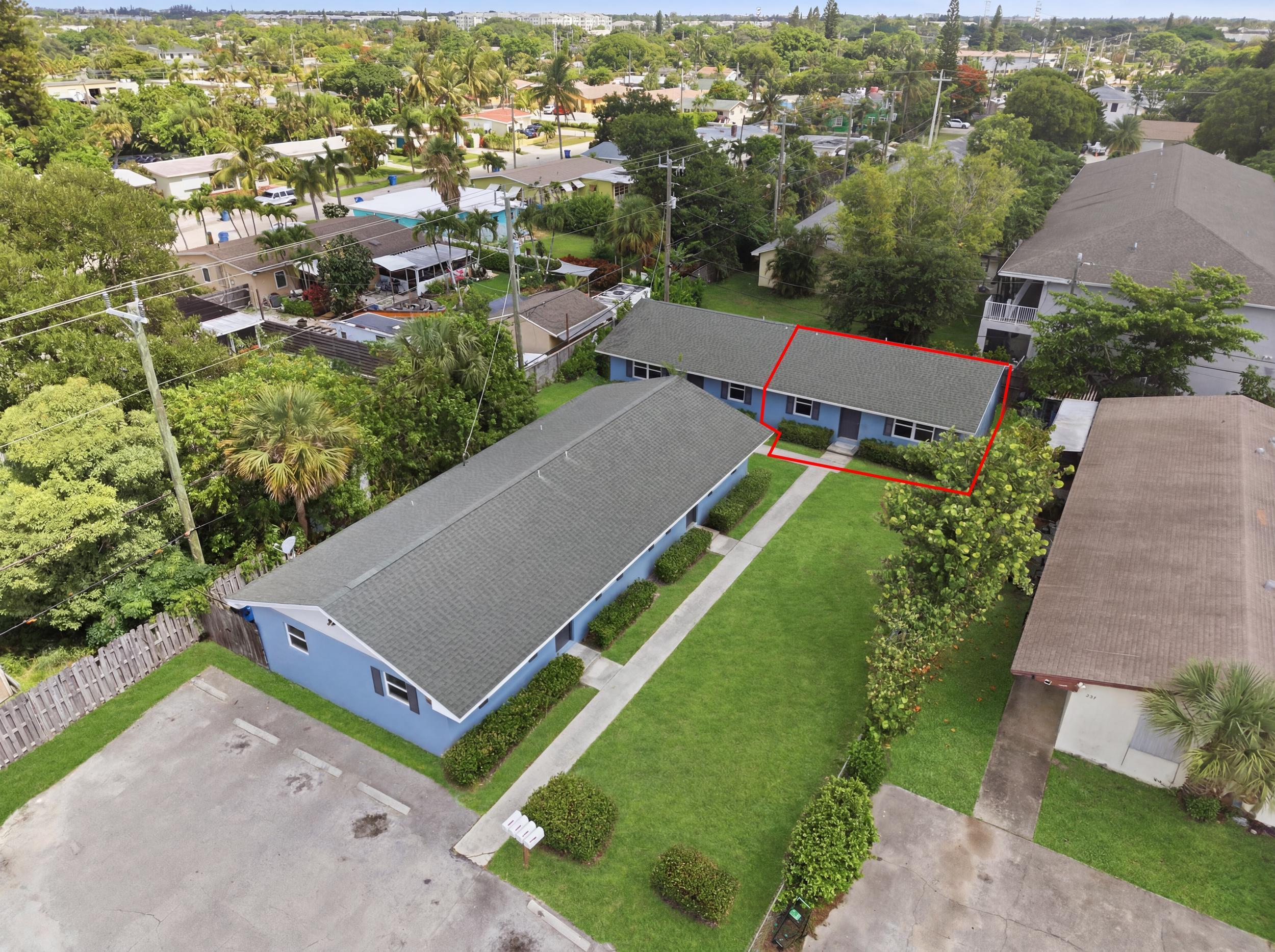 Foto de propiedad en 353 Wickline Boulevard, Lantana, FL 33462 Lantana con MLS# 