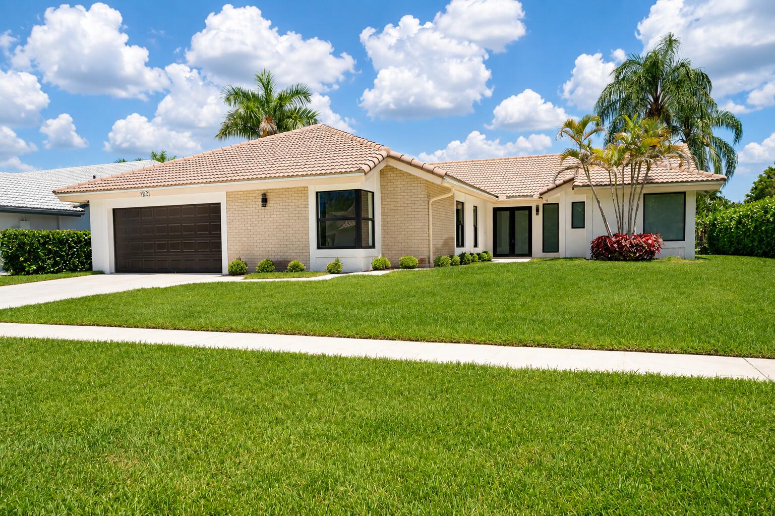Foto de propiedad en 11741 Island Lakes Lane, Boca Raton, FL 33498 Boca Raton con MLS# 