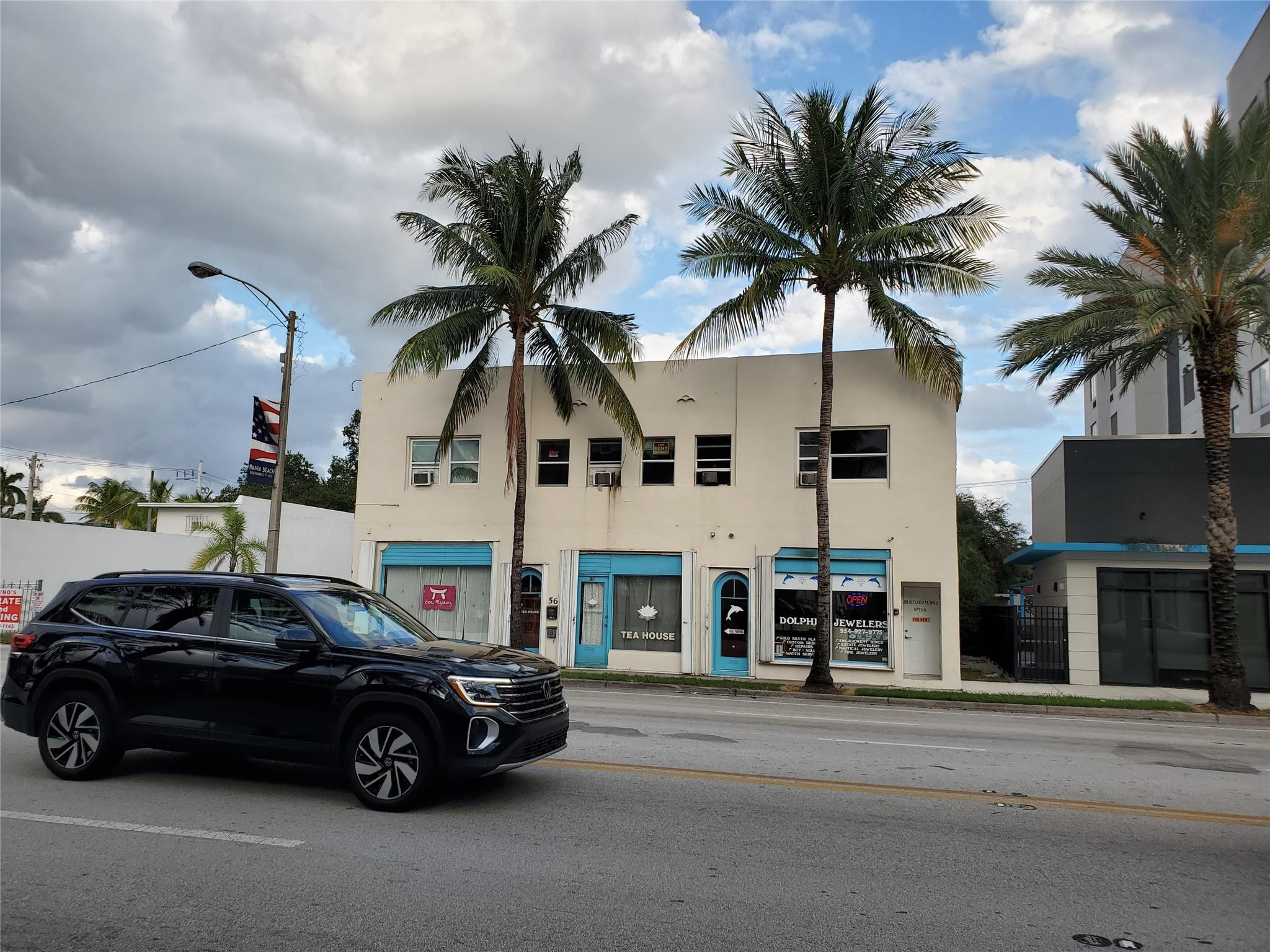 Foto de propiedad en 50 N Federal Highway 4, Dania Beach, FL 33004 Dania Beach con MLS# 