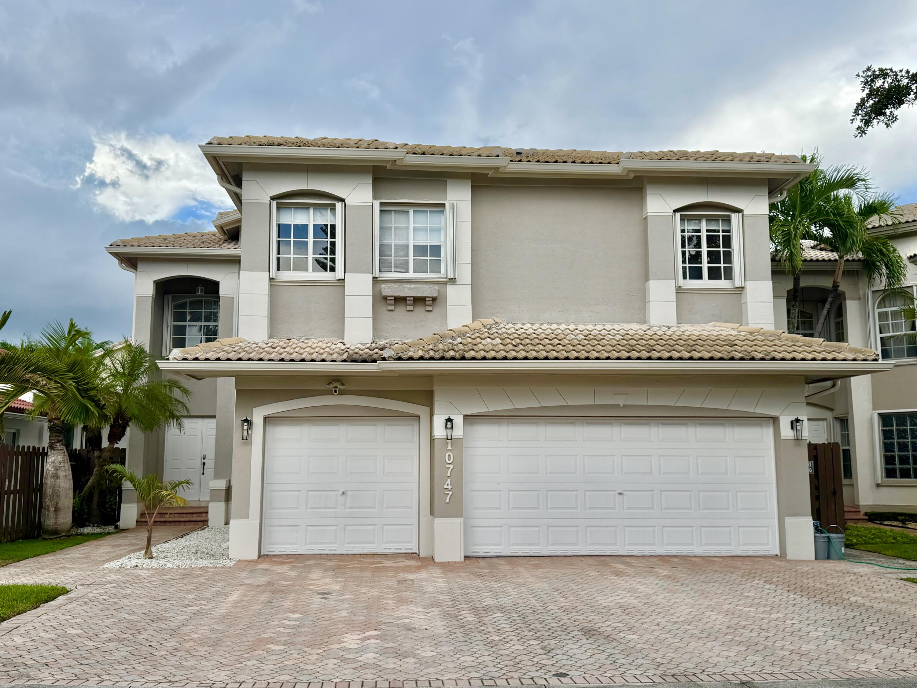 En Renta 10747 NW 70th Terrace, Doral, FL 33178, Doral, FL 33178