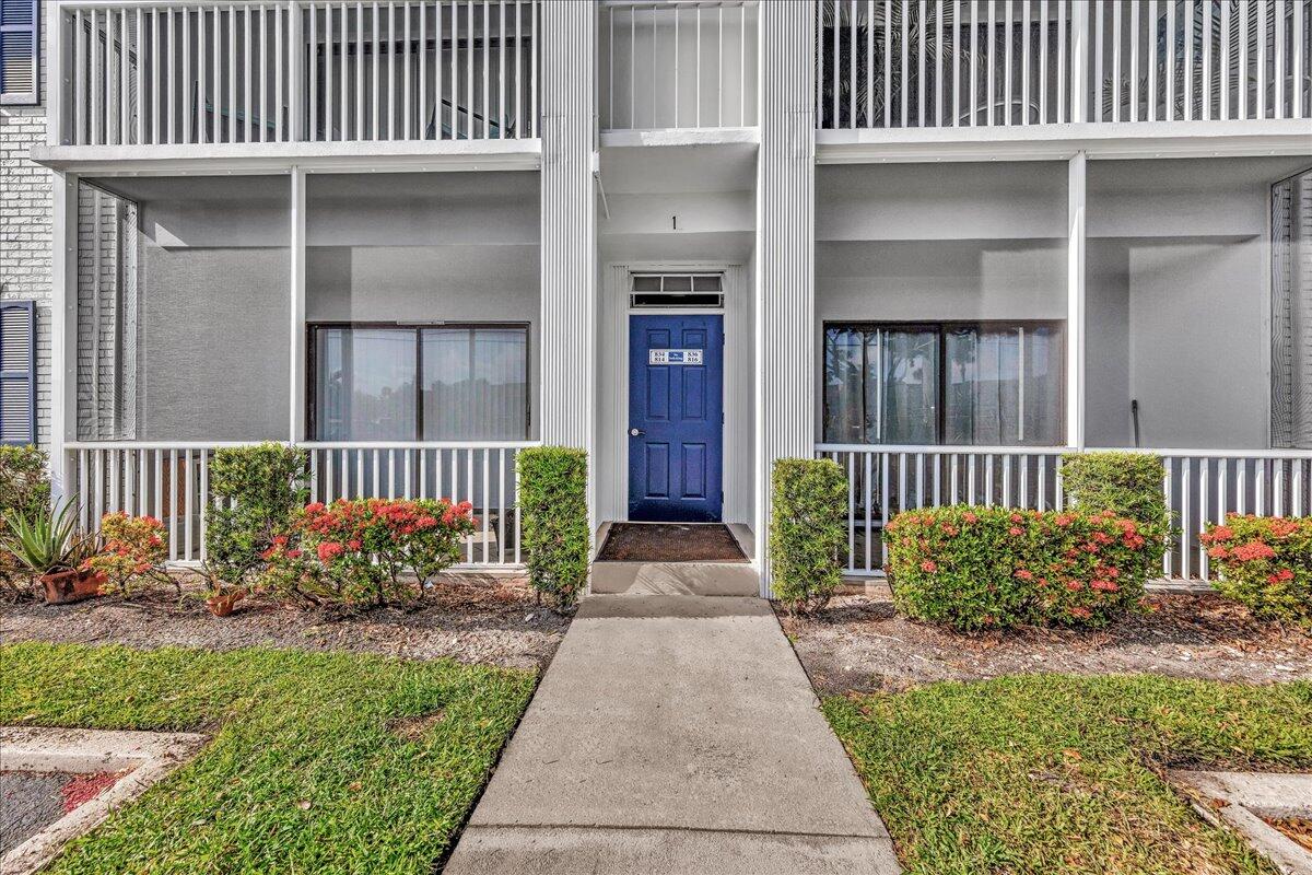 Foto de propiedad en 180 Cypress Club Drive 816, Pompano Beach, FL 33060 Pompano Beach con MLS# 