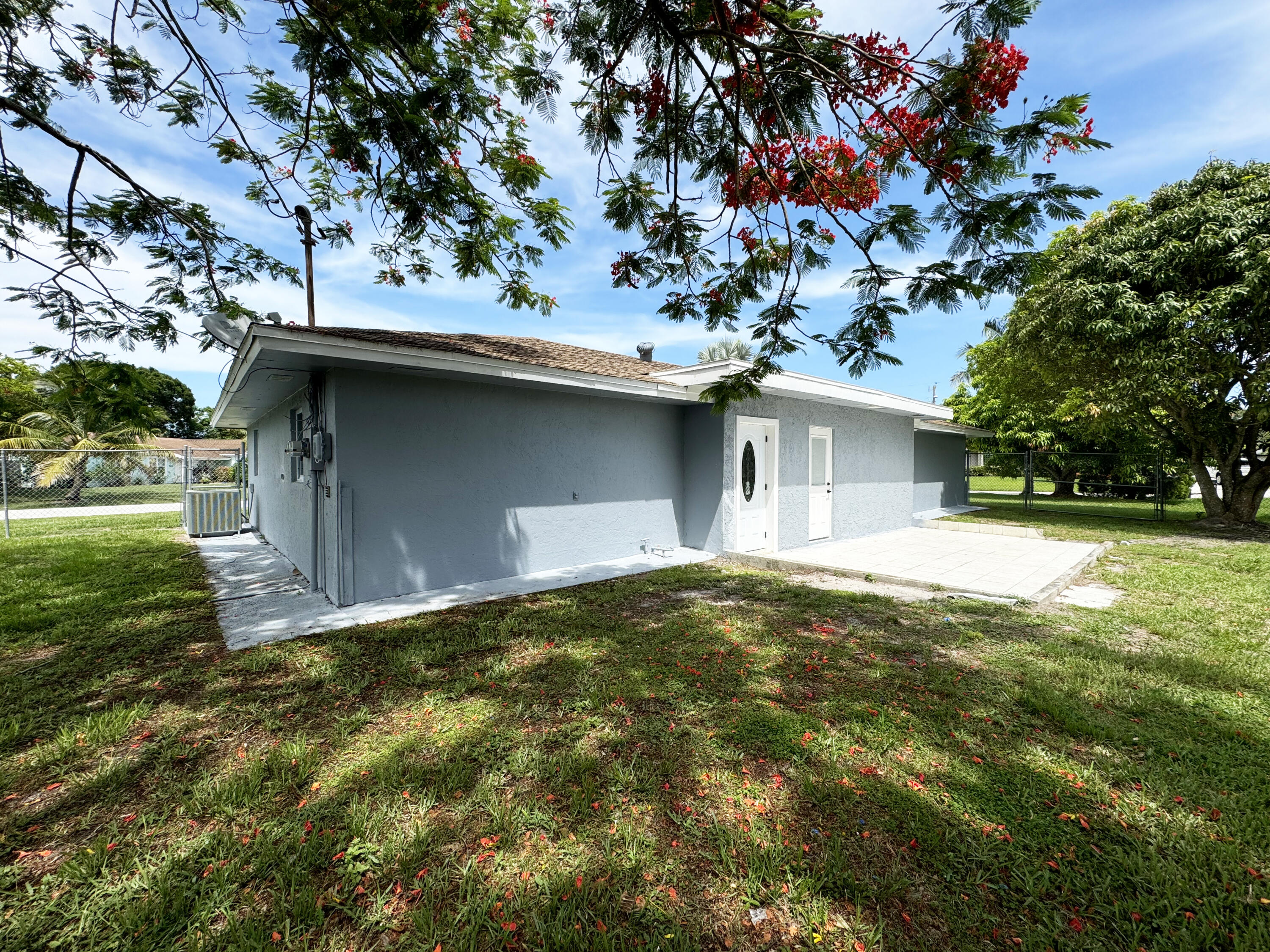 En Renta 702 NE Lanfair Street, Port St. Lucie, FL 34983, Port St. Lucie, FL 34983