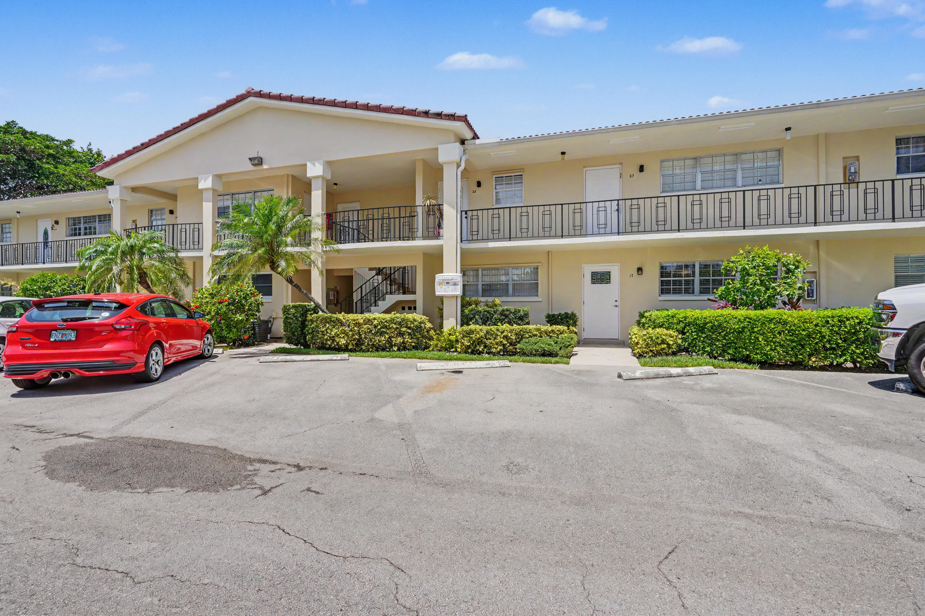 Foto de propiedad en 2202 NE 36th Street 17, Lighthouse Point, FL 33064 Lighthouse Point con MLS# 