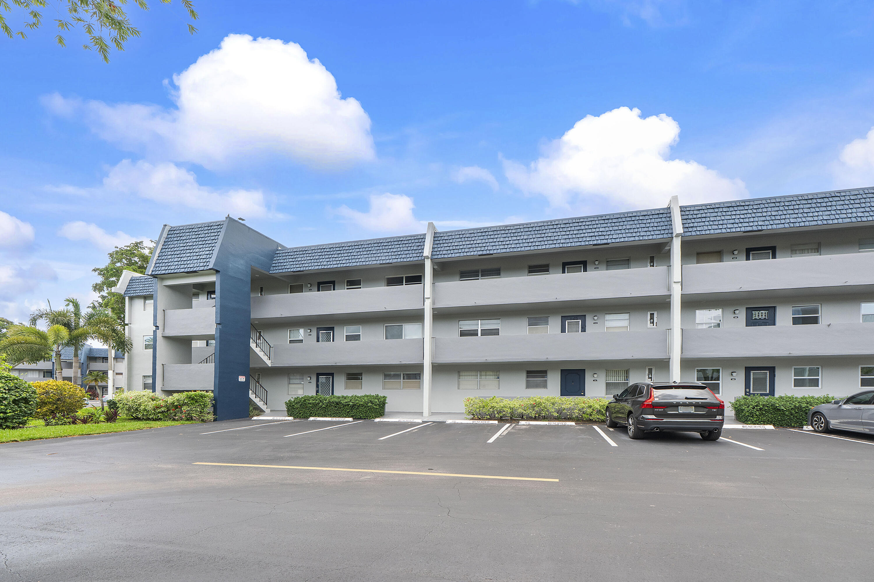 En Venta 7837 Golf Circle Drive 212, Margate, FL 33063, Margate, FL 33063