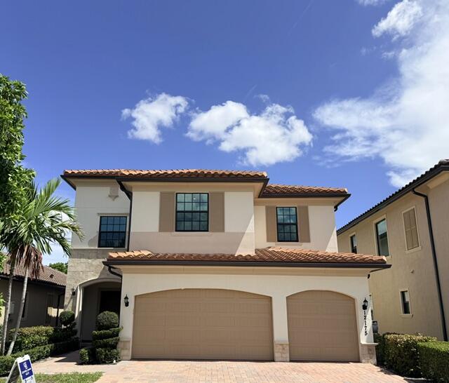 Foto de propiedad en 12175 N Baypoint Circle, Parkland, FL 33076 Parkland con MLS# 