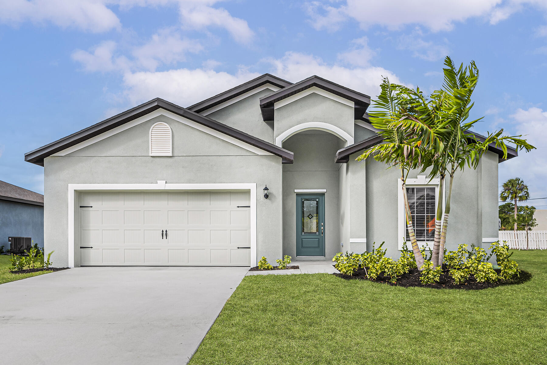 Foto de propiedad en 921 SW Paar Drive, Port St. Lucie, FL 34953 Port St. Lucie con MLS# 