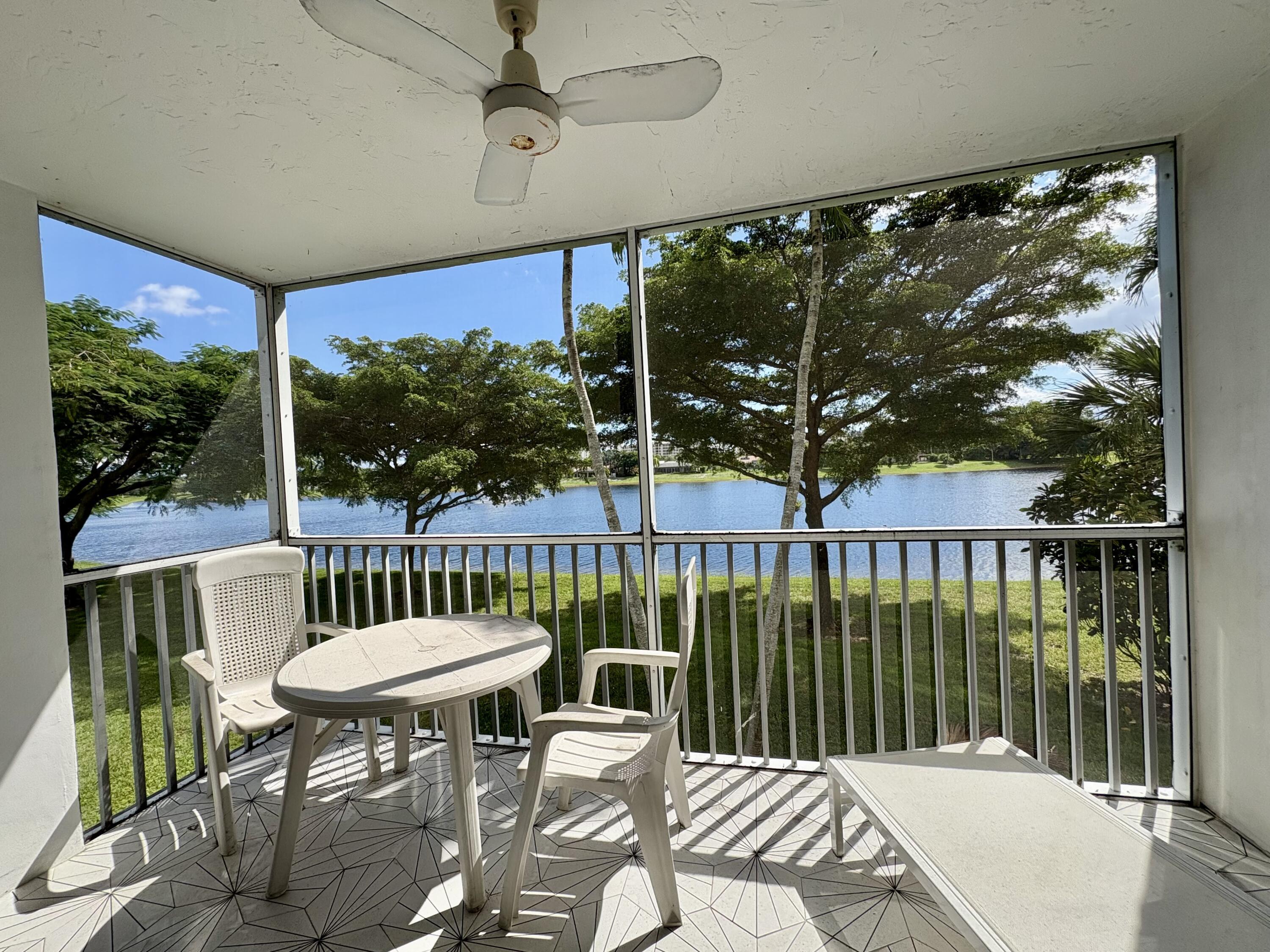 Foto de propiedad en 3150 N Course Lane 202, Pompano Beach, FL 33069 Pompano Beach con MLS# 