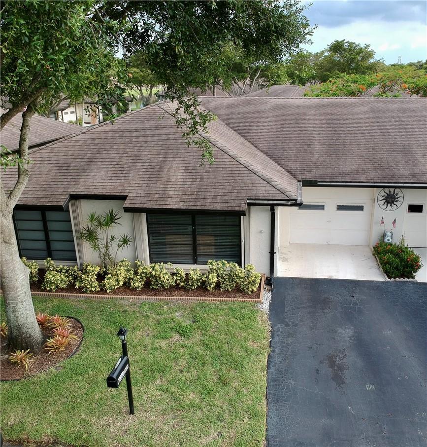 Foto de propiedad en 10151 Eaglewood Terrace A, Boynton Beach, FL 33436 Boynton Beach con MLS# 