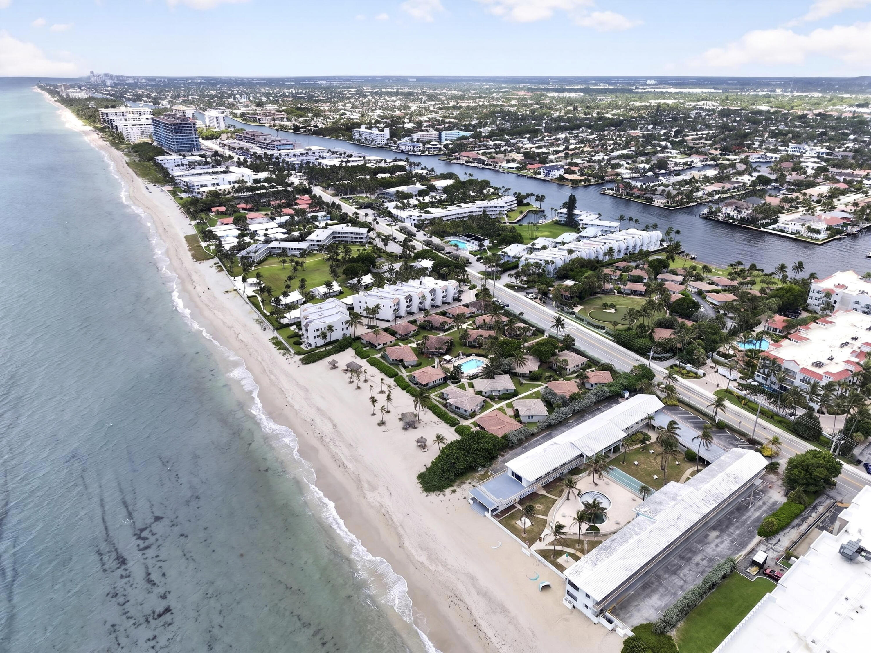 Foto de propiedad en 1225 Hillsboro Mile Villa H2, Hillsboro Beach, FL 33062 Hillsboro Beach con MLS# 